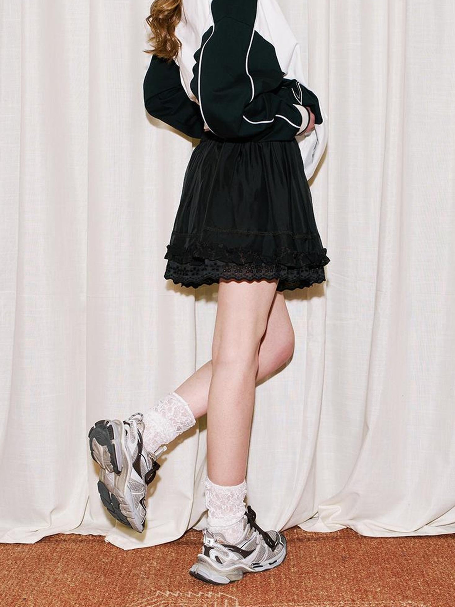 DIDDI MODA Lace Trimmed Asymmetrical Layered Midi Skirt