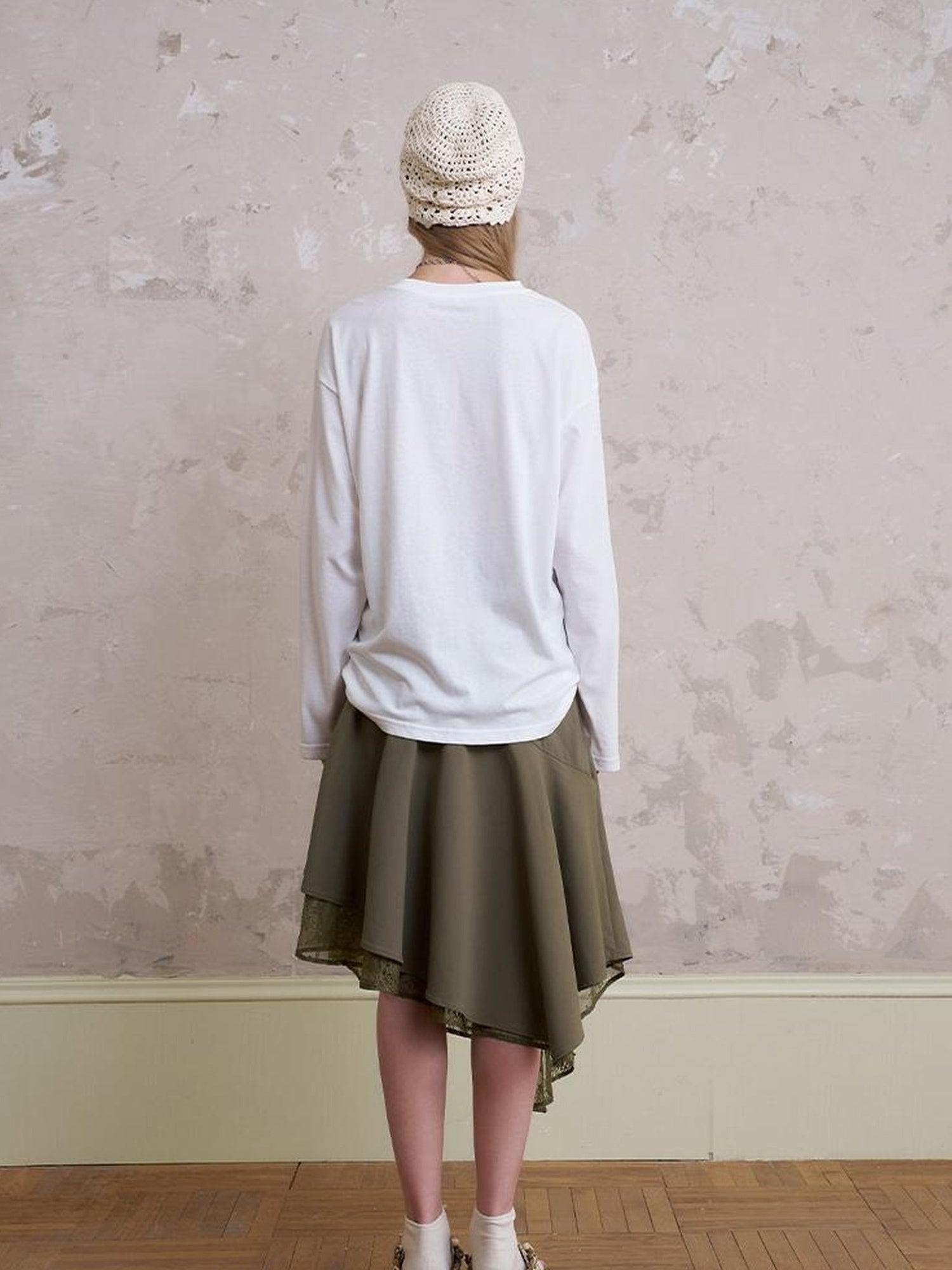 DIDDI MODA Lace Trimmed Asymmetrical Slit Skirt With Layered Hem