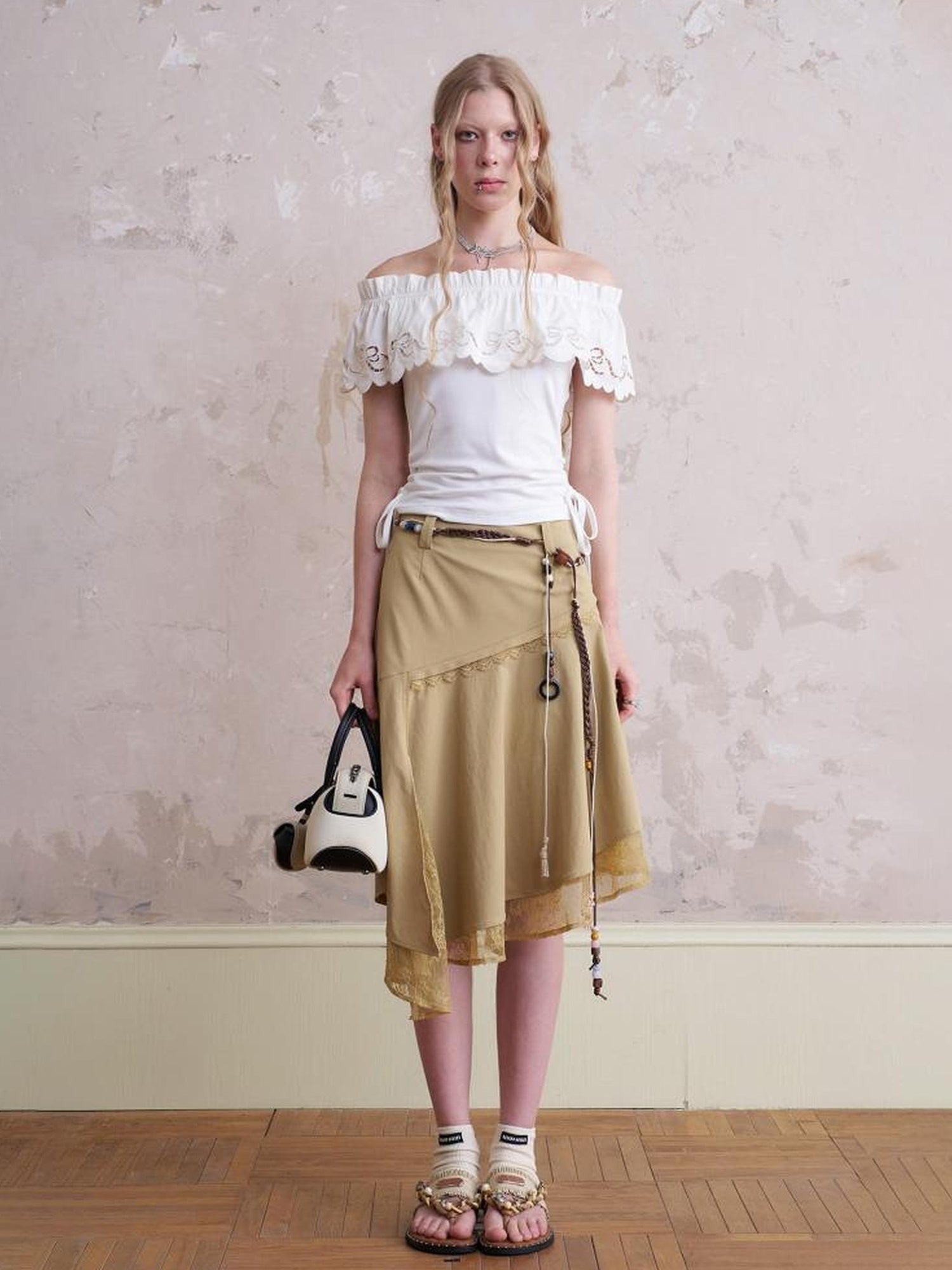 DIDDI MODA Lace Trimmed Asymmetrical Slit Skirt With Layered Hem