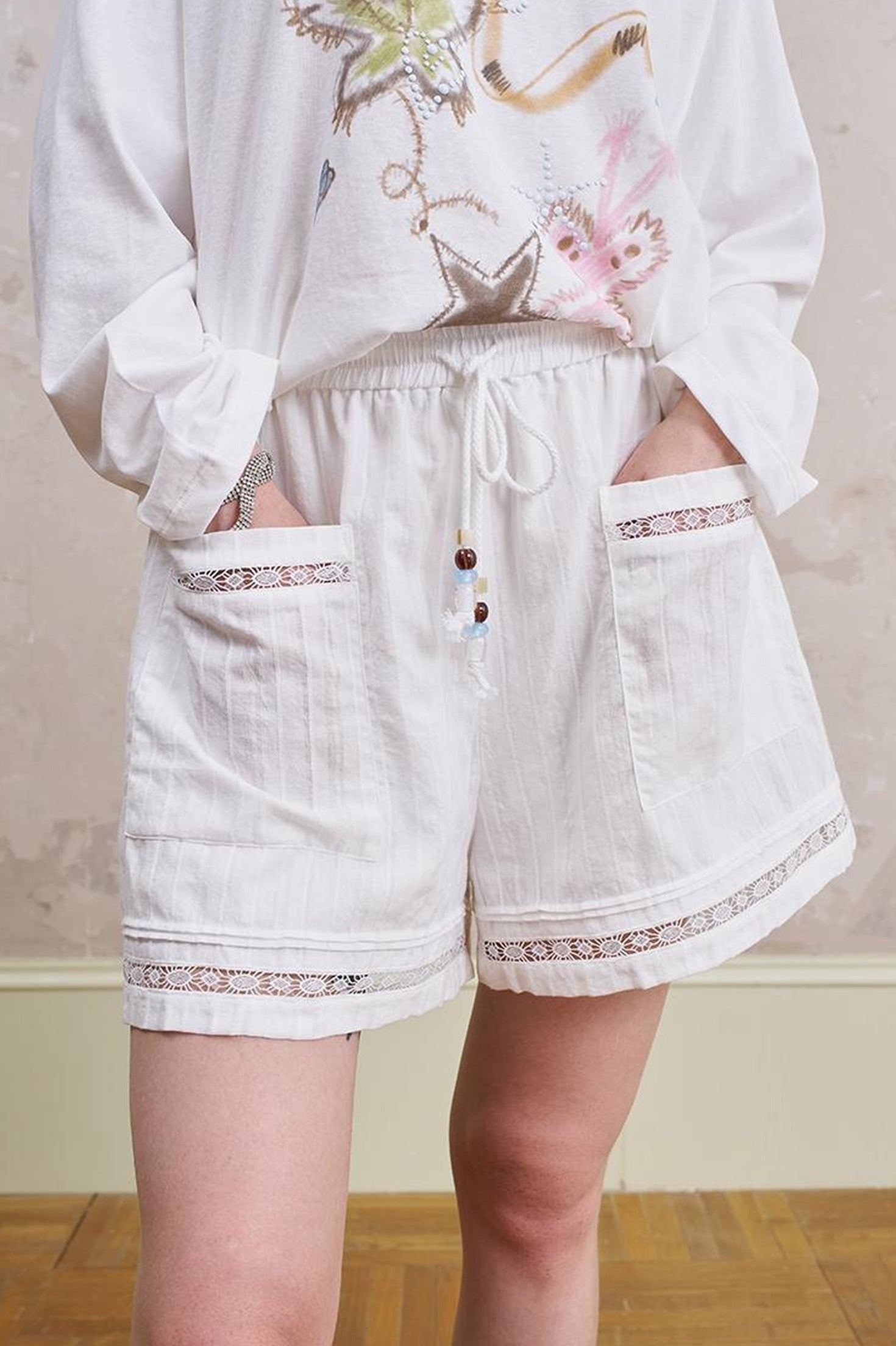 DIDDI MODA Lace Trimmed Cotton Shorts With Adjustable Drawstring