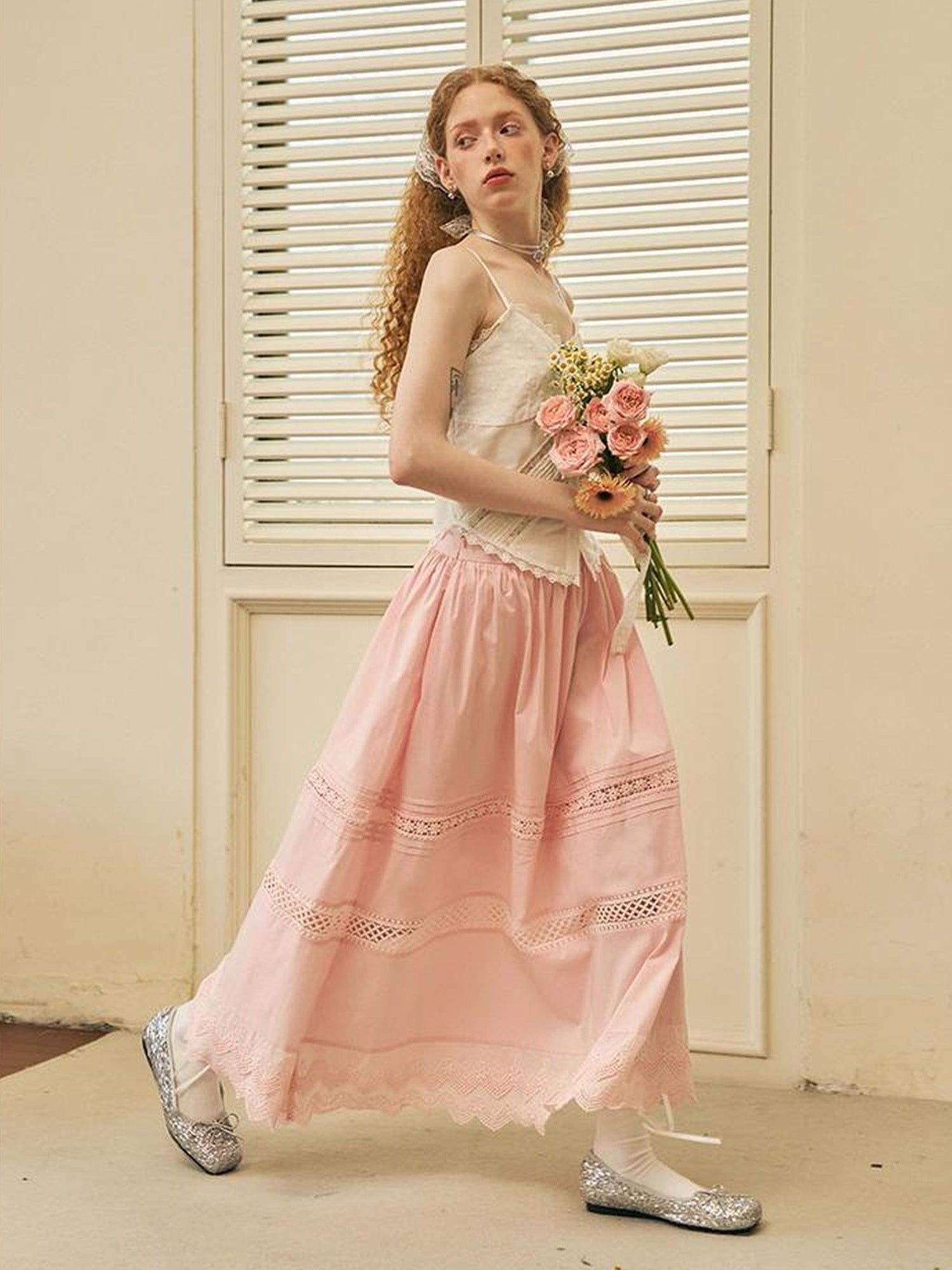 DIDDI MODA Lace Trimmed Cotton V Neck Cami Top