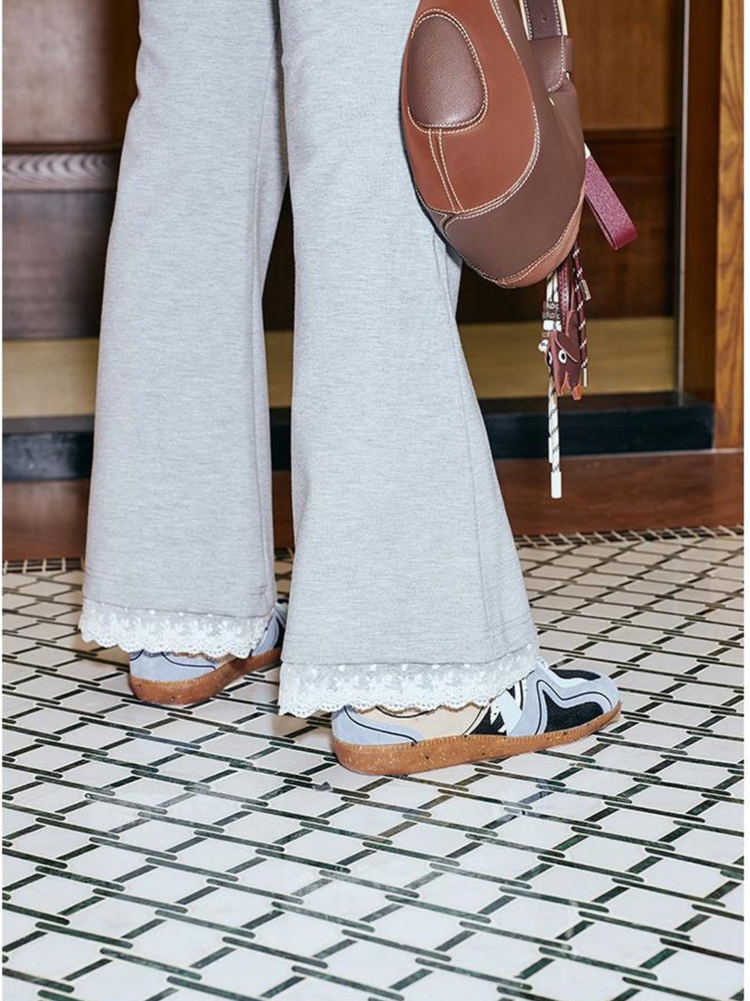 DIDDI MODA Lace Trimmed Embroidered Knit Flared Pants With Layered Design