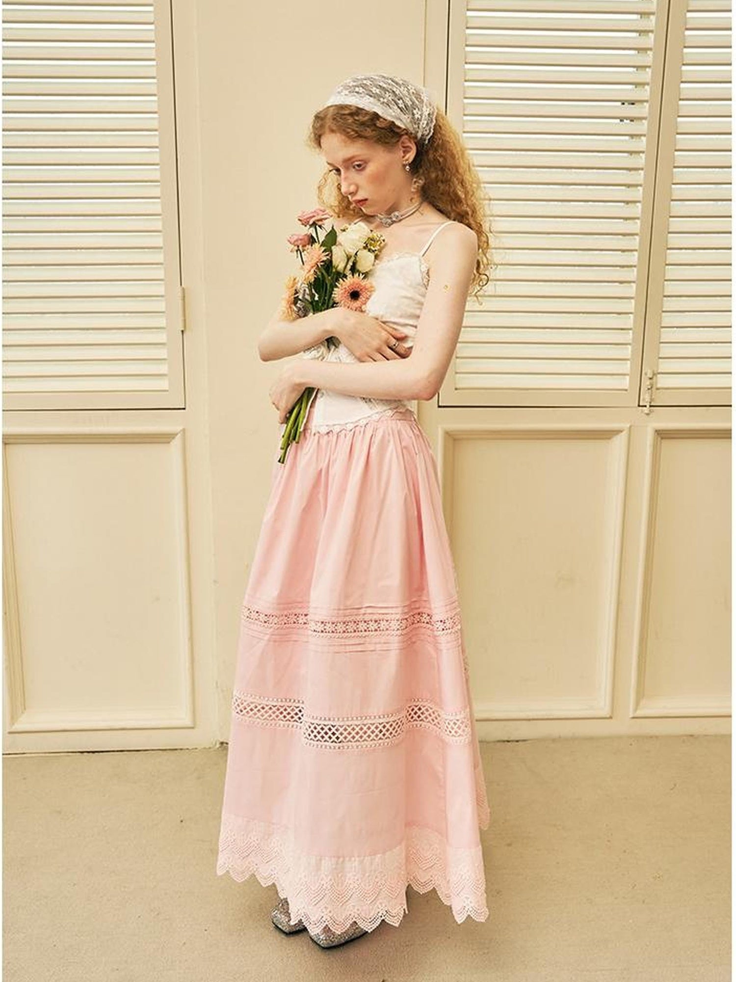 DIDDI MODA Lace Trimmed Floral Hollow Out Midi Skirt