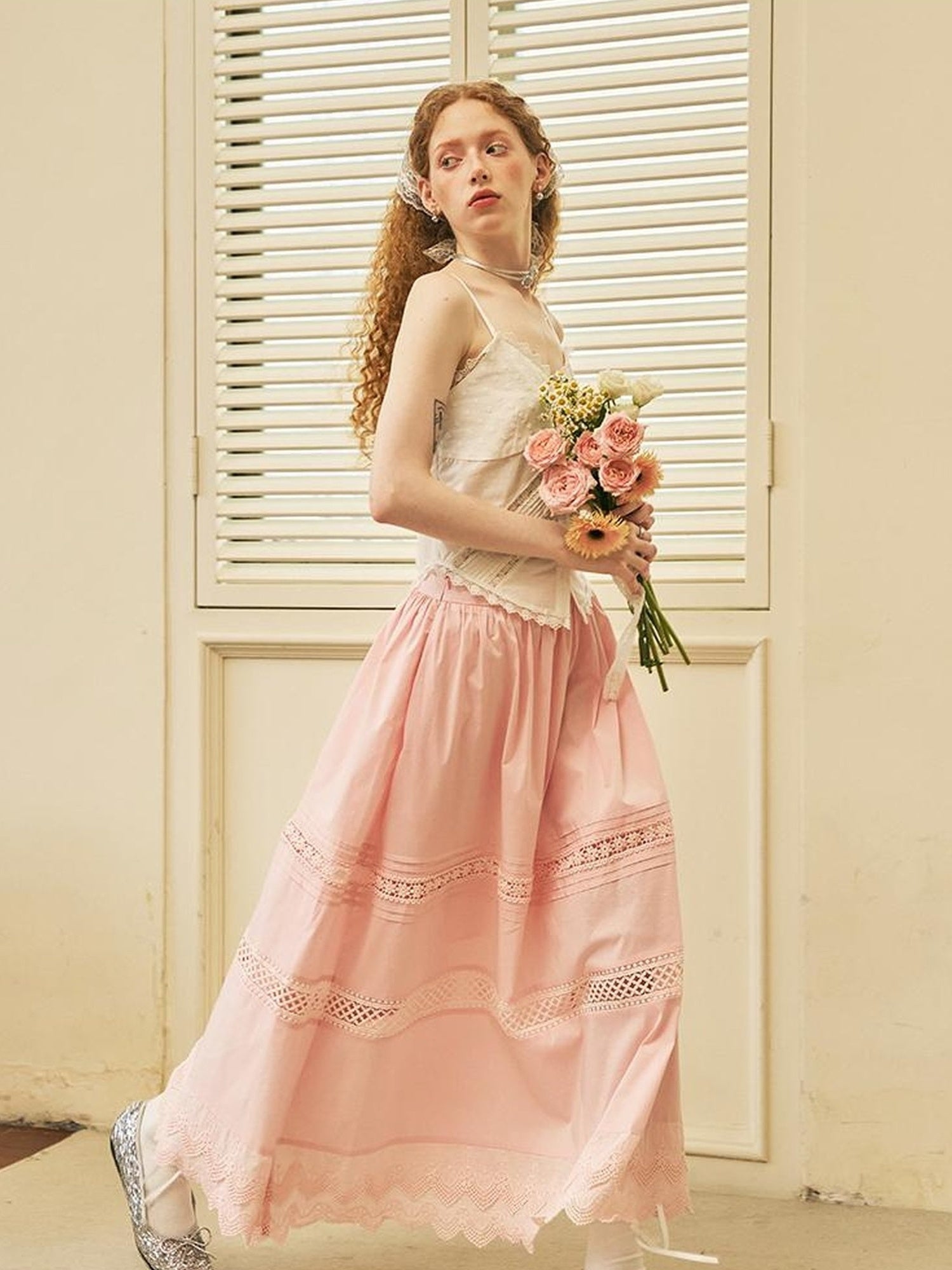 DIDDI MODA Lace Trimmed Floral Hollow Out Midi Skirt