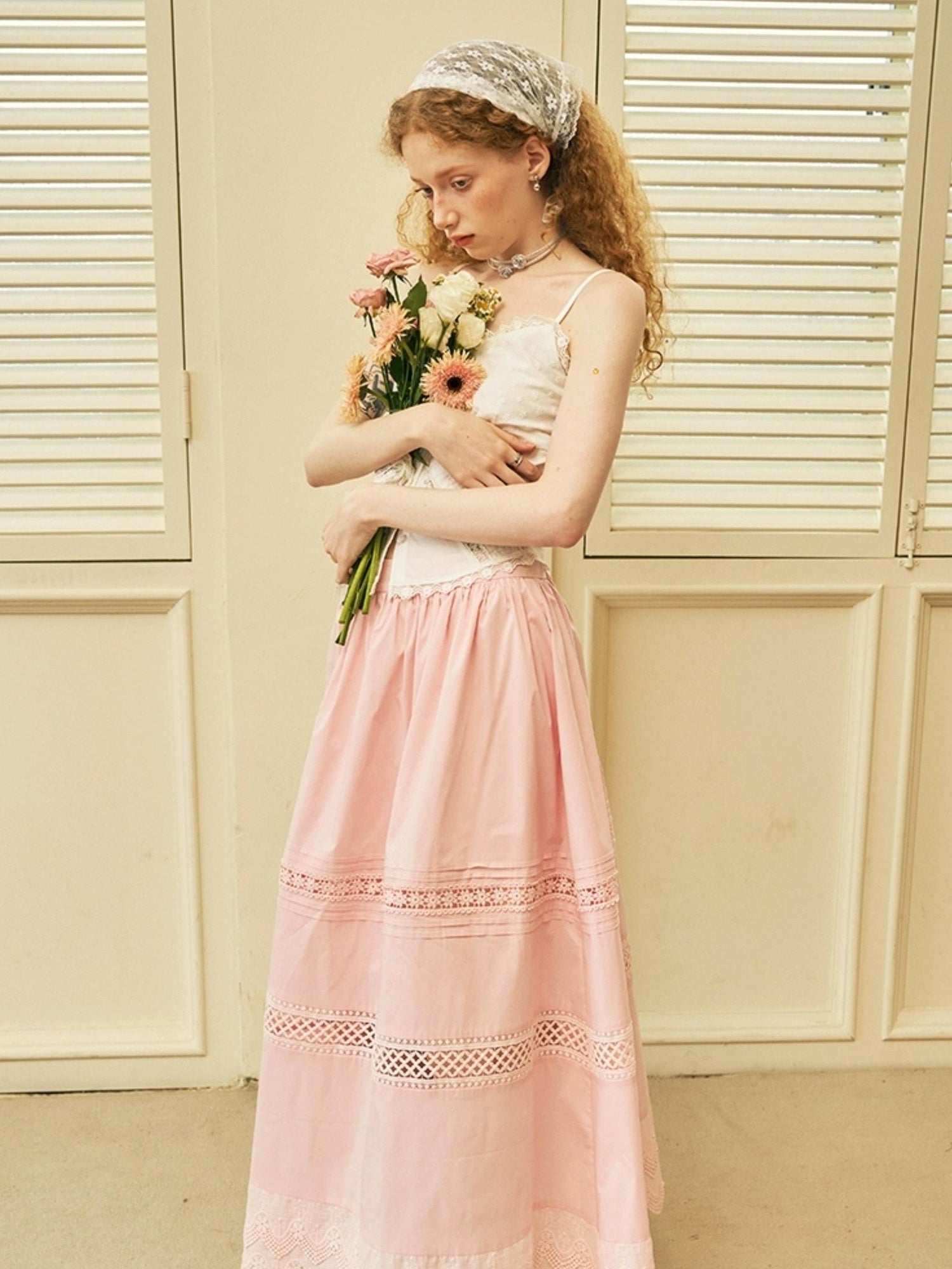 DIDDI MODA Lace Trimmed Floral Hollow Out Midi Skirt