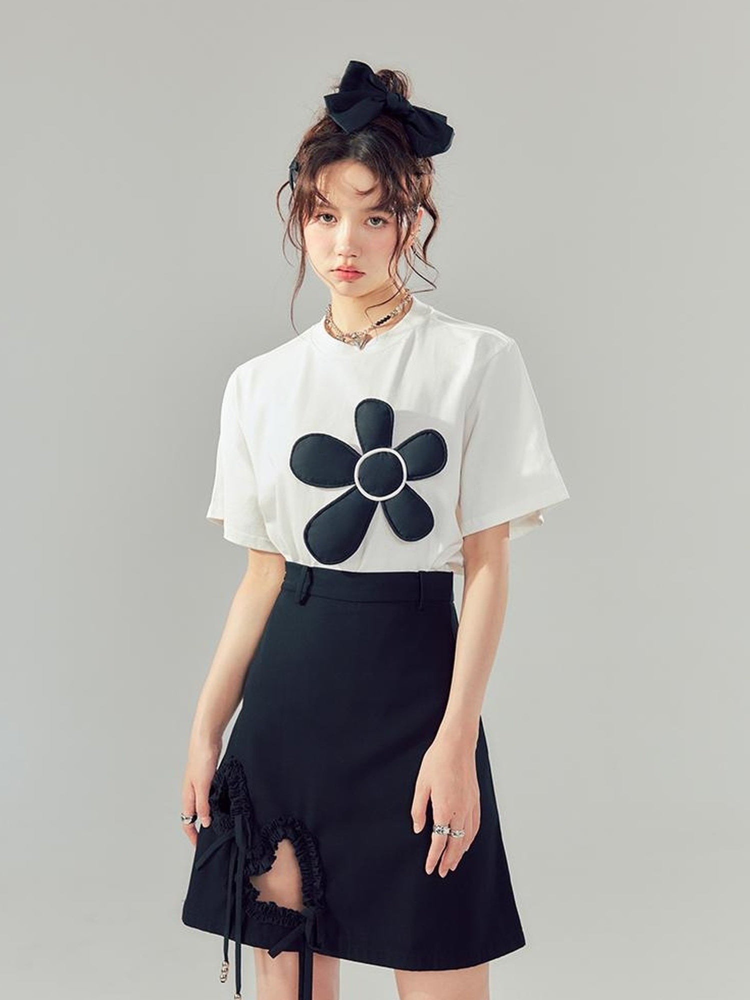 DIDDI MODA Lace Trimmed Hollow Heart A Line Mini Skirt