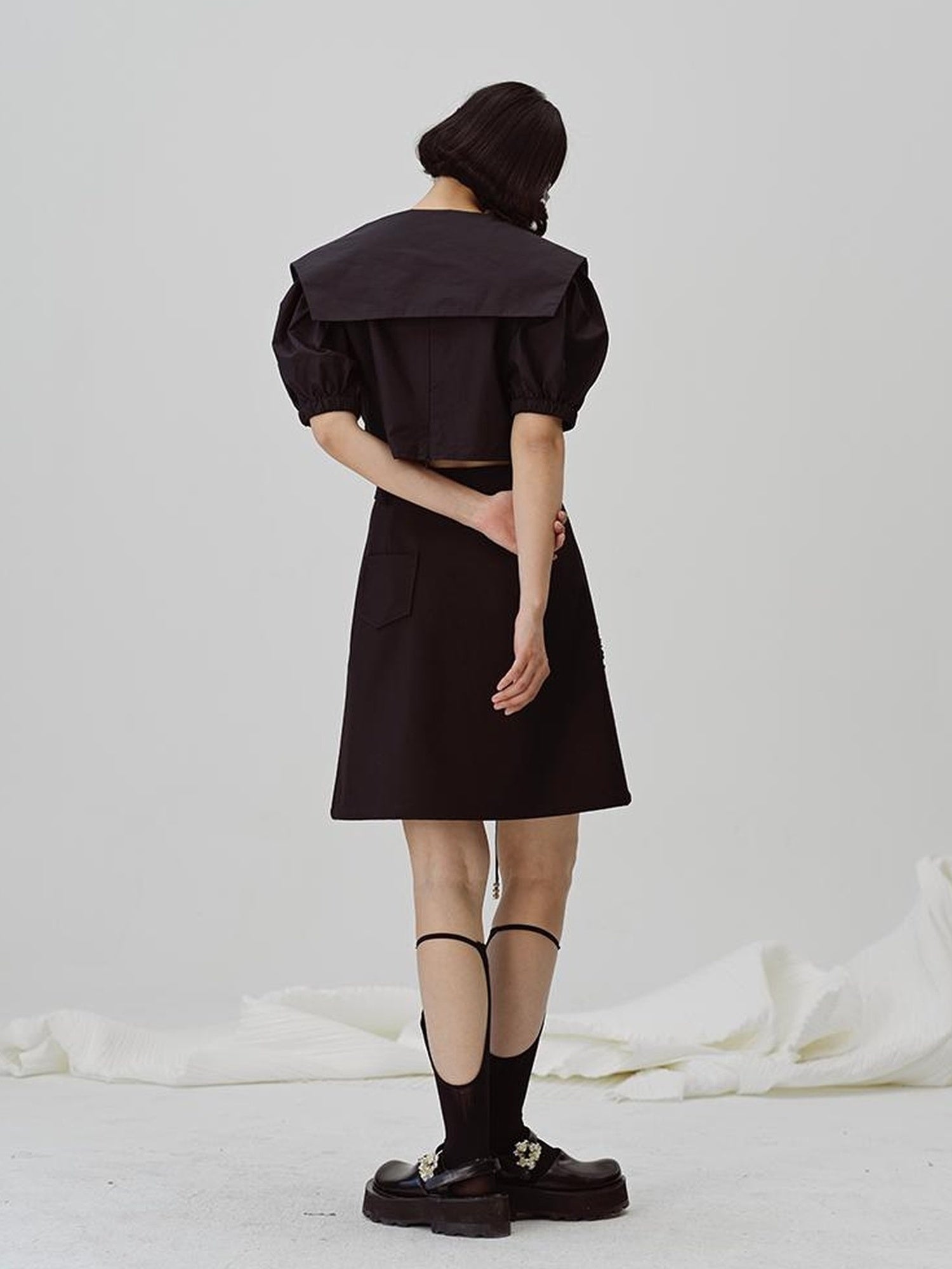 DIDDI MODA Lace Trimmed Hollow Heart A Line Mini Skirt