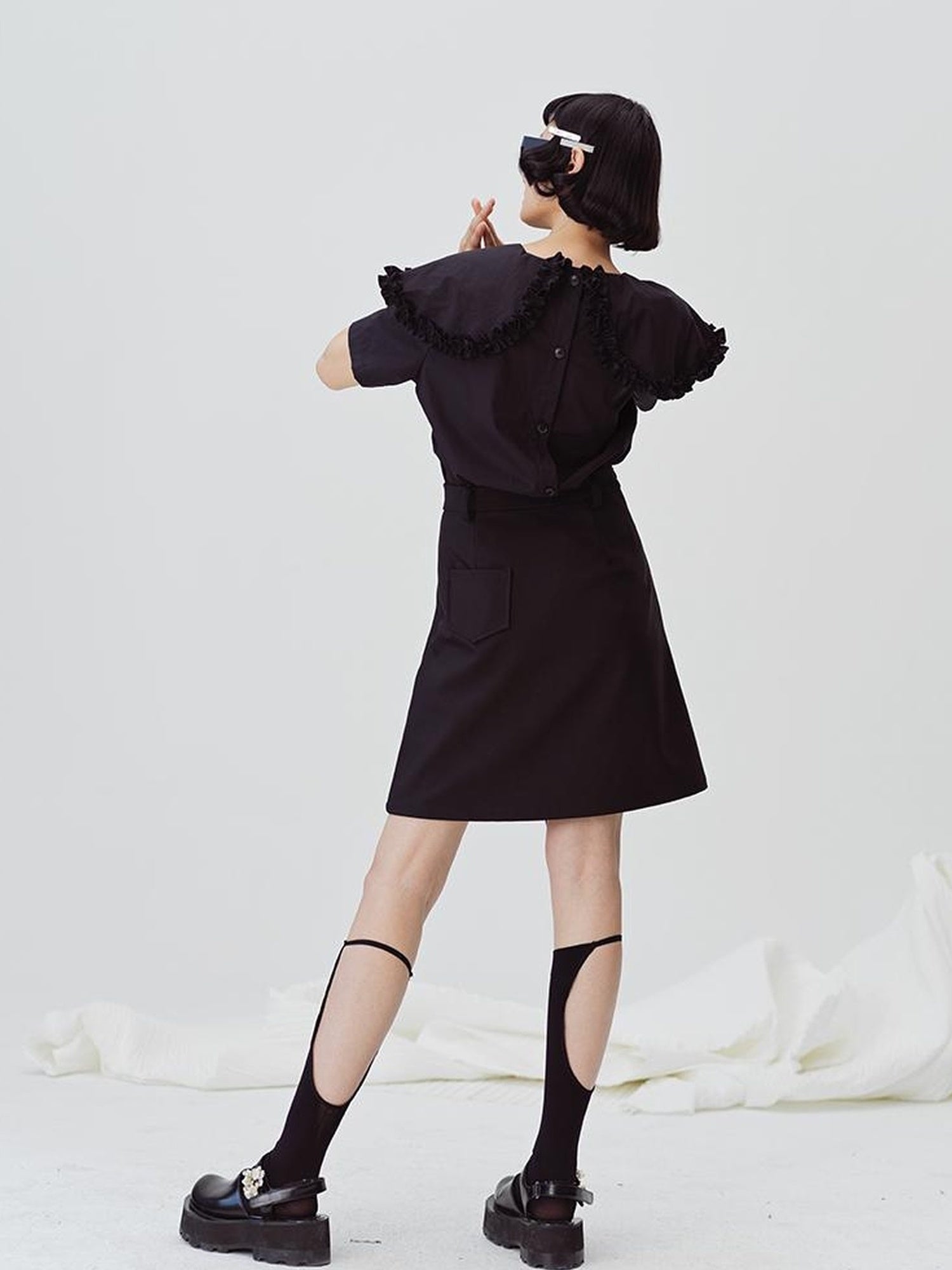 DIDDI MODA Lace Trimmed Hollow Heart A Line Mini Skirt