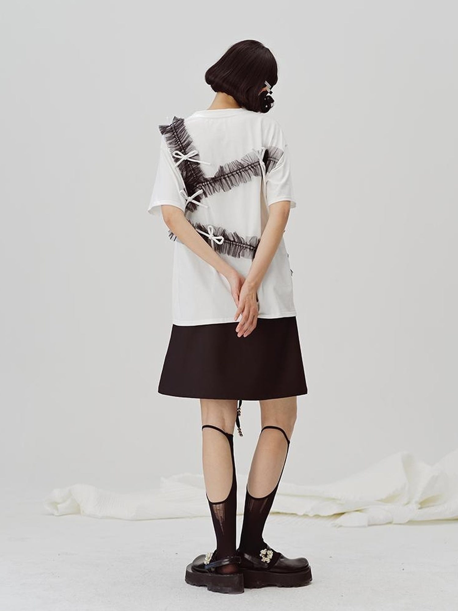 DIDDI MODA Lace Trimmed Hollow Heart A Line Mini Skirt