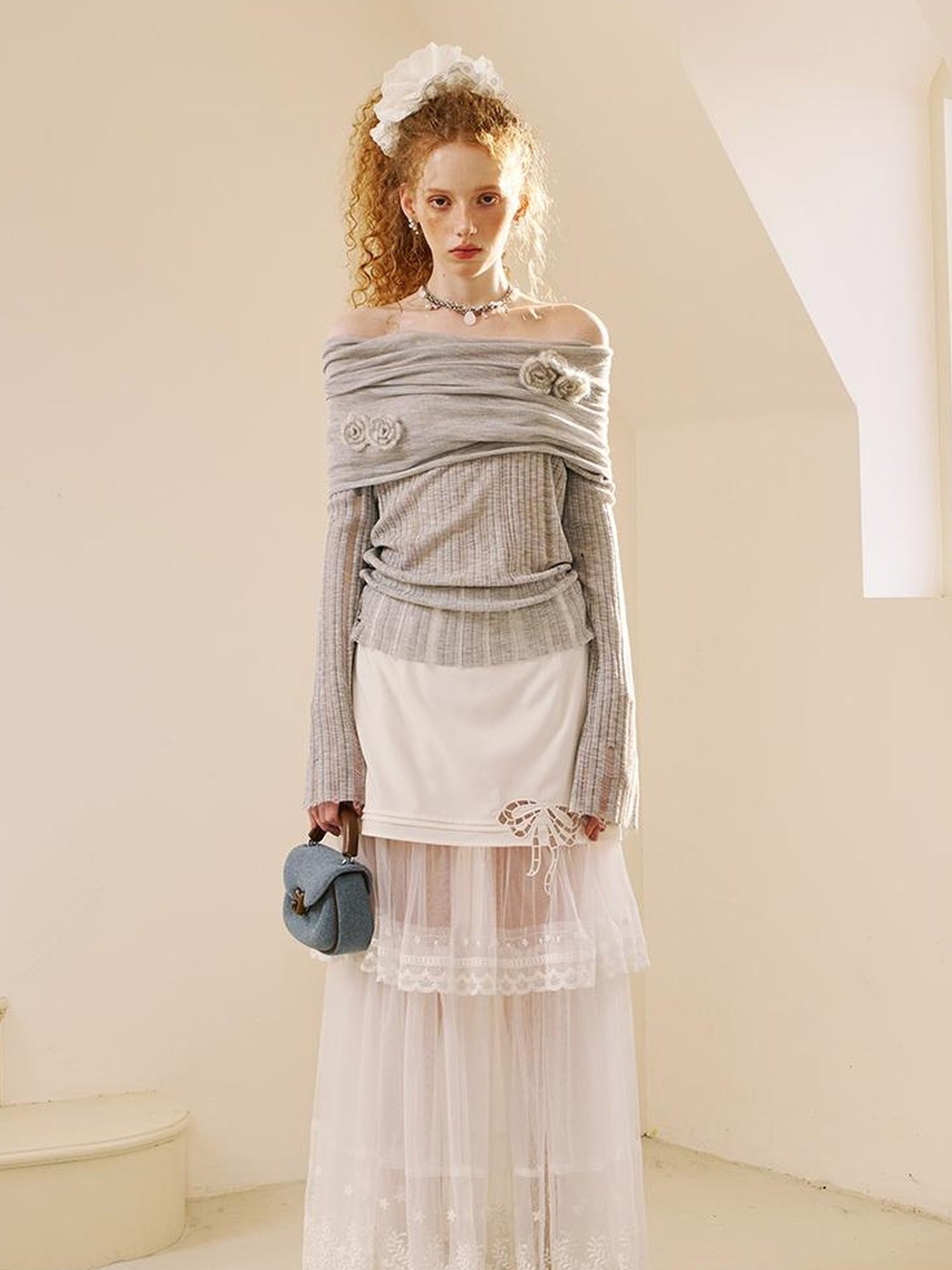 DIDDI MODA Lace Trimmed Pleated Tee Embroidered Mesh Skirt Set