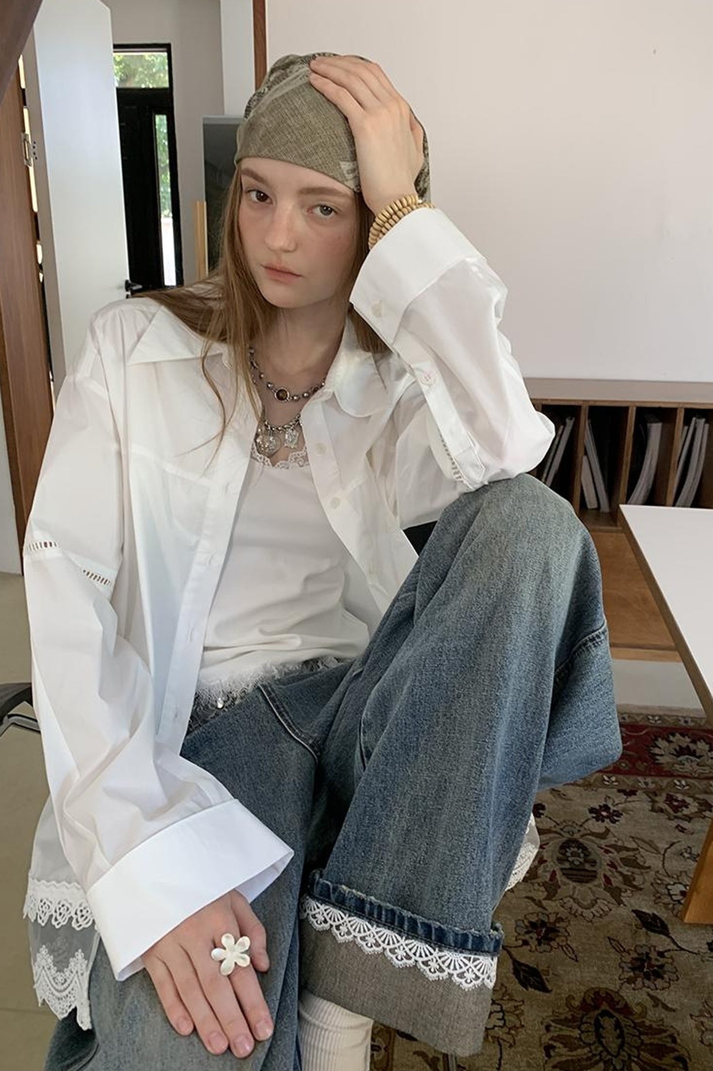 DIDDI MODA Lace Trimmed Relaxed Cotton Shirt With Floral Hem Detail