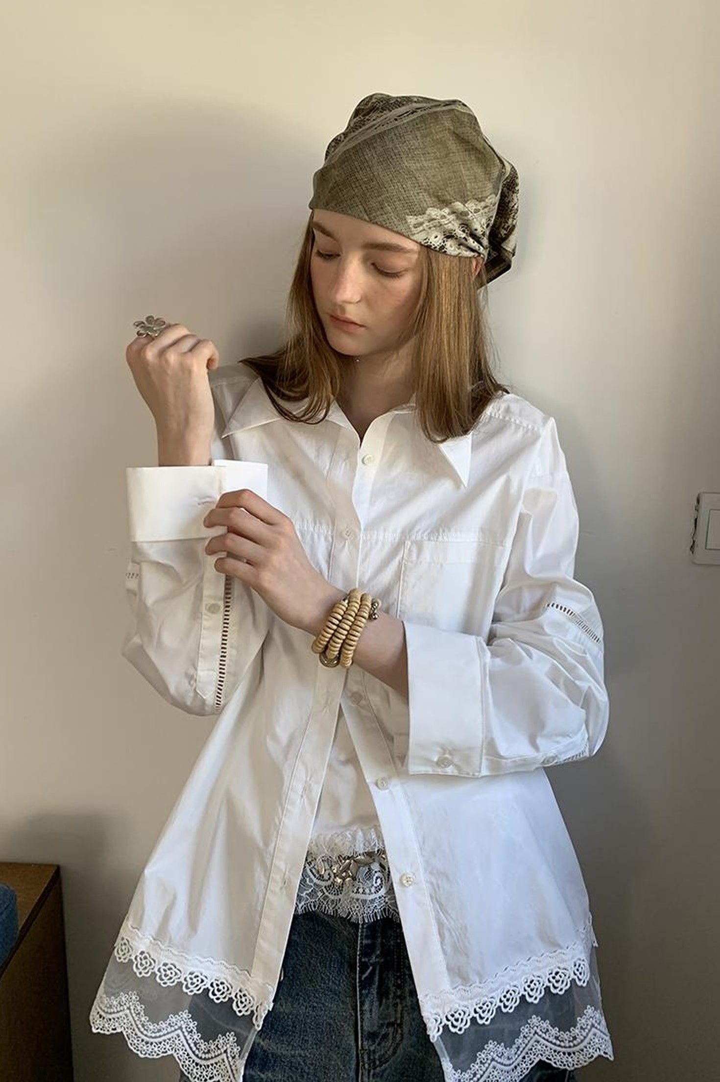 DIDDI MODA Lace Trimmed Relaxed Cotton Shirt With Floral Hem Detail