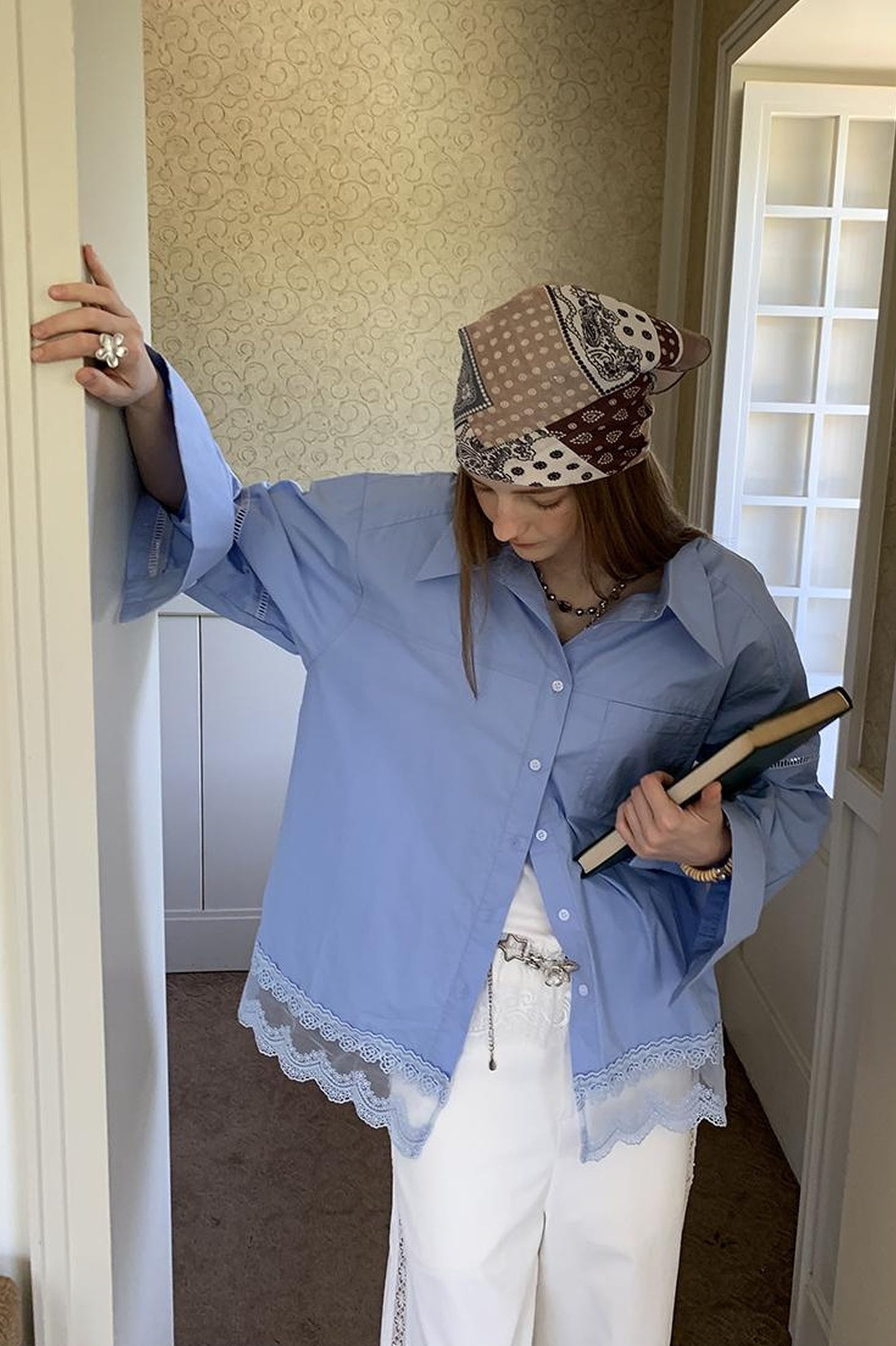 DIDDI MODA Lace Trimmed Relaxed Cotton Shirt With Floral Hem Detail