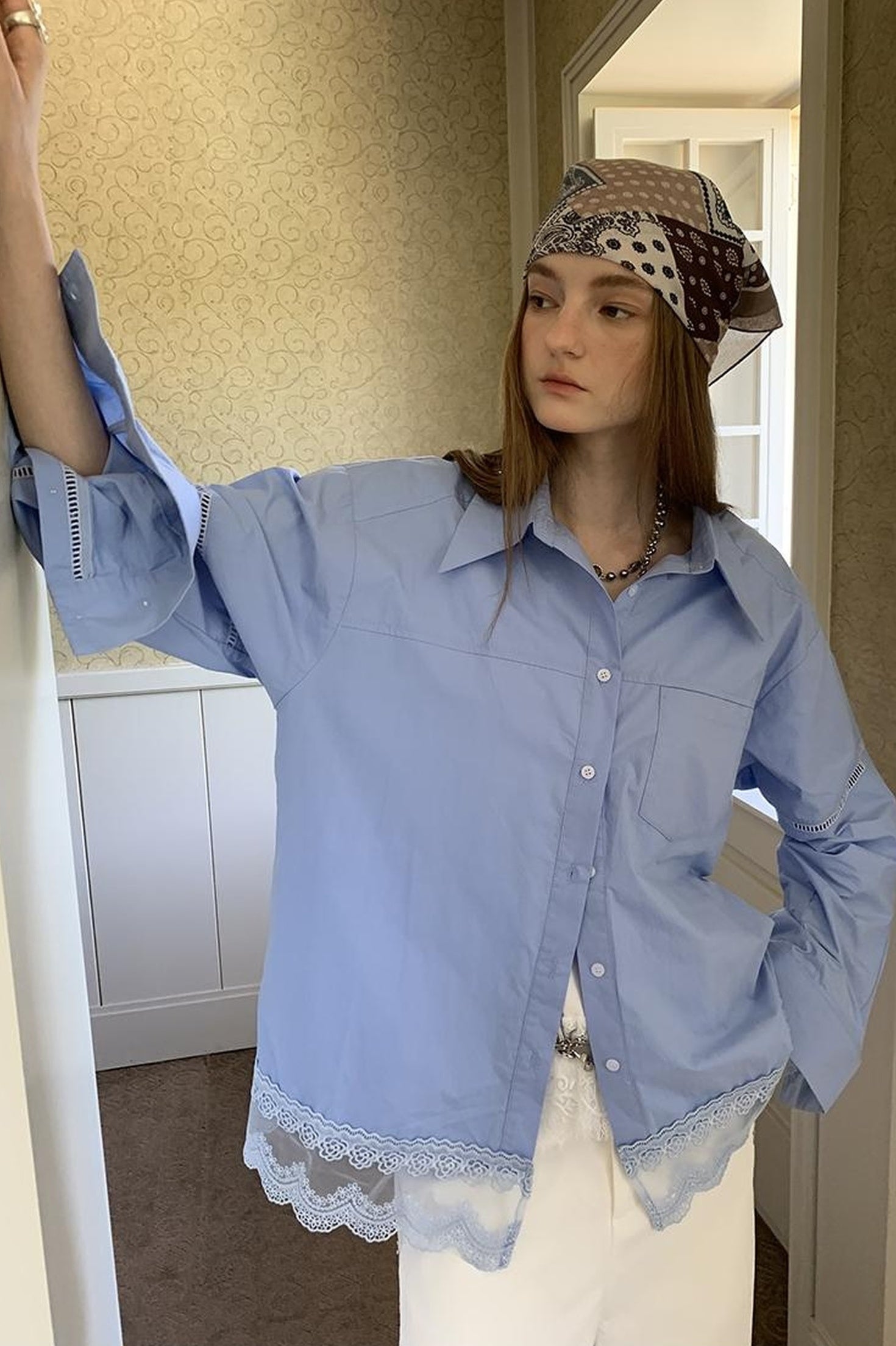 DIDDI MODA Lace Trimmed Relaxed Cotton Shirt With Floral Hem Detail