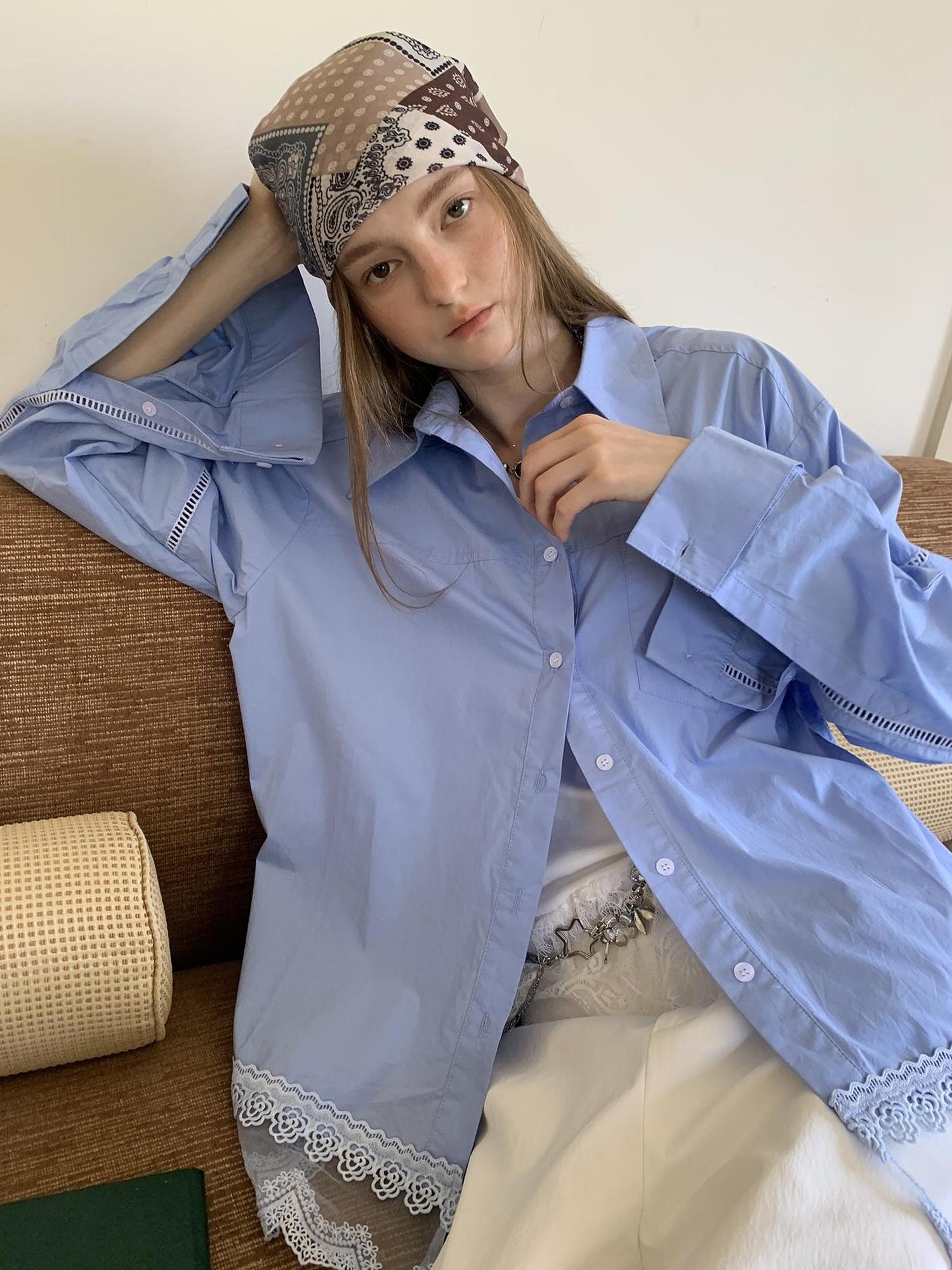 DIDDI MODA Lace Trimmed Relaxed Cotton Shirt With Floral Hem Detail