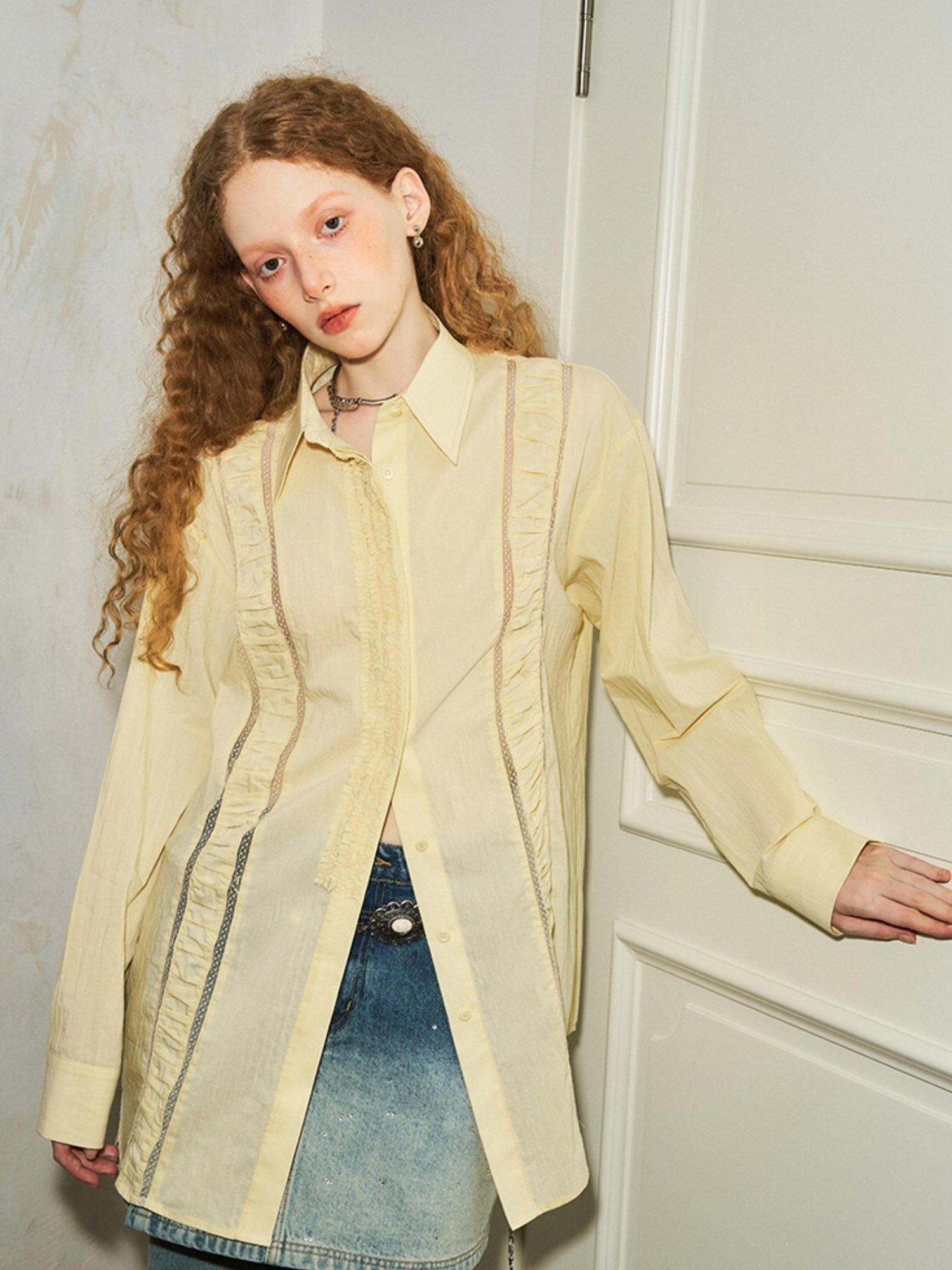 DIDDI MODA Lace Trimmed Sheer Ruffle Blouse