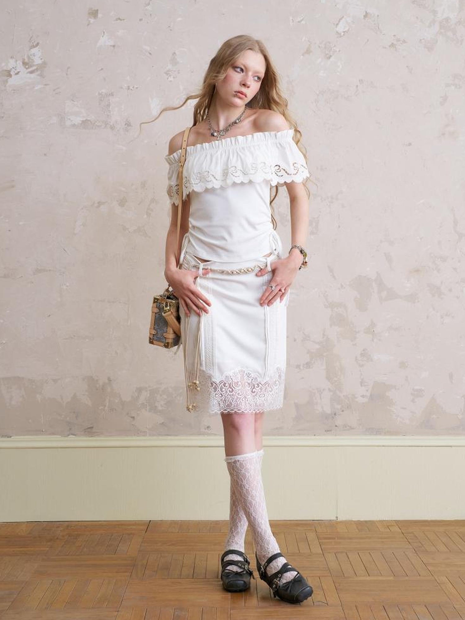 Lace Trimmed Tuck Pleat Mini Skirt