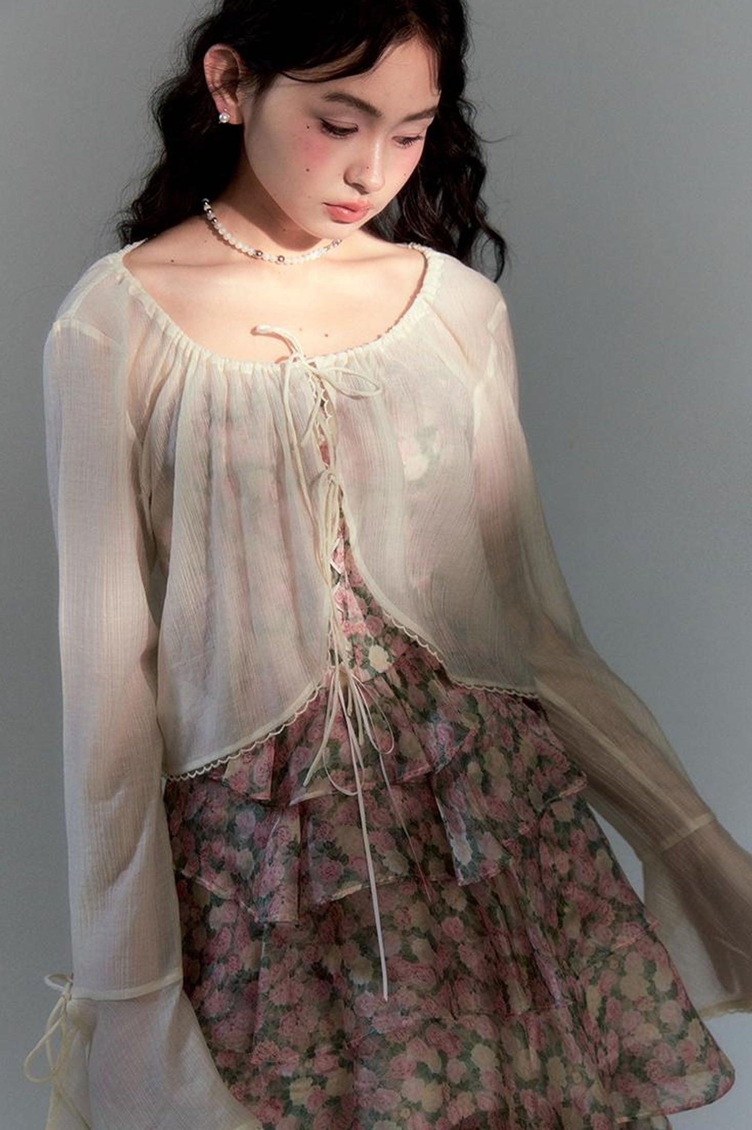 DIDDI MODA Lacy Shell Embroidered Blue Sunshield Cardigan