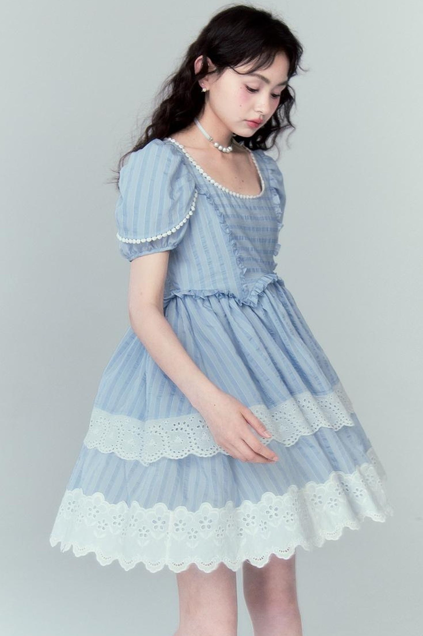 DIDDI MODA Layered Lace Princess Dress