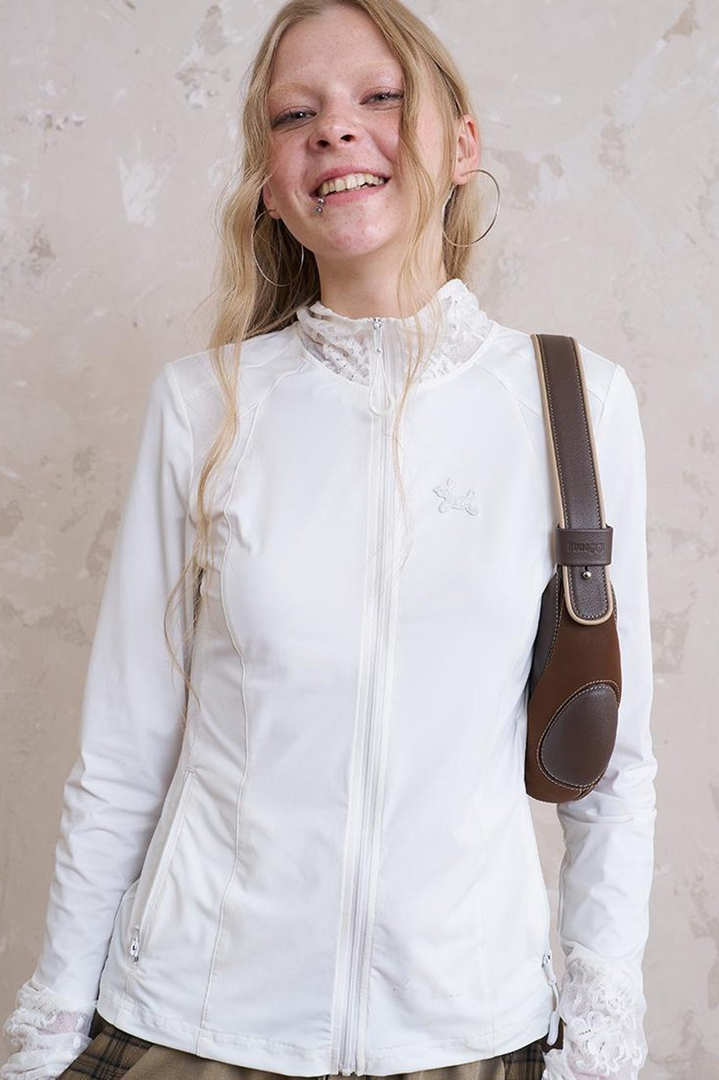 DIDDI MODA Layered Puppy Embroidery Lace Sunshirt