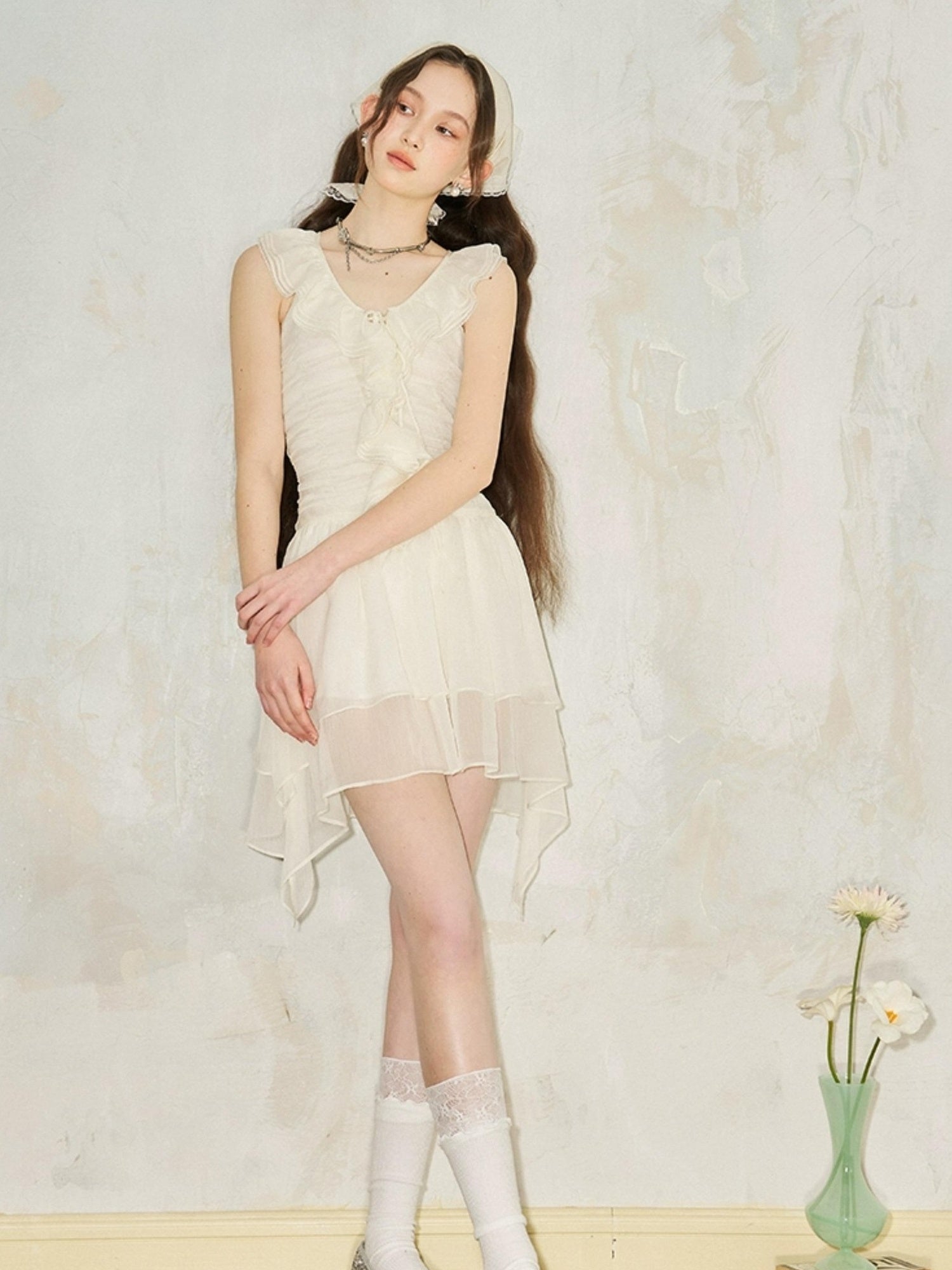 DIDDI MODA Layered Ruffle V Neck Lace Trim Sheath Dress