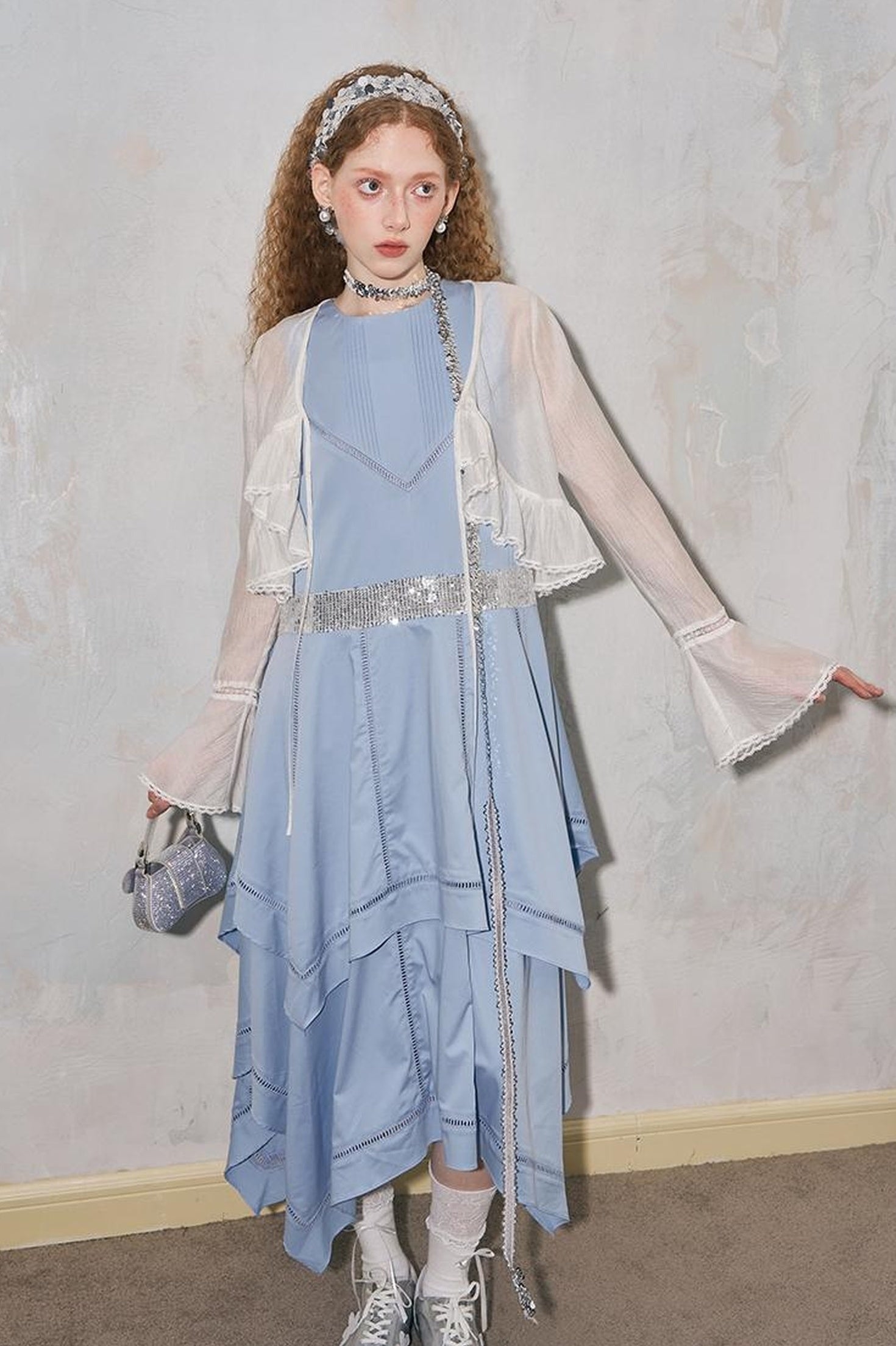 DIDDI MODA Lazy Tie Lace Sheer Cropped Cover Up