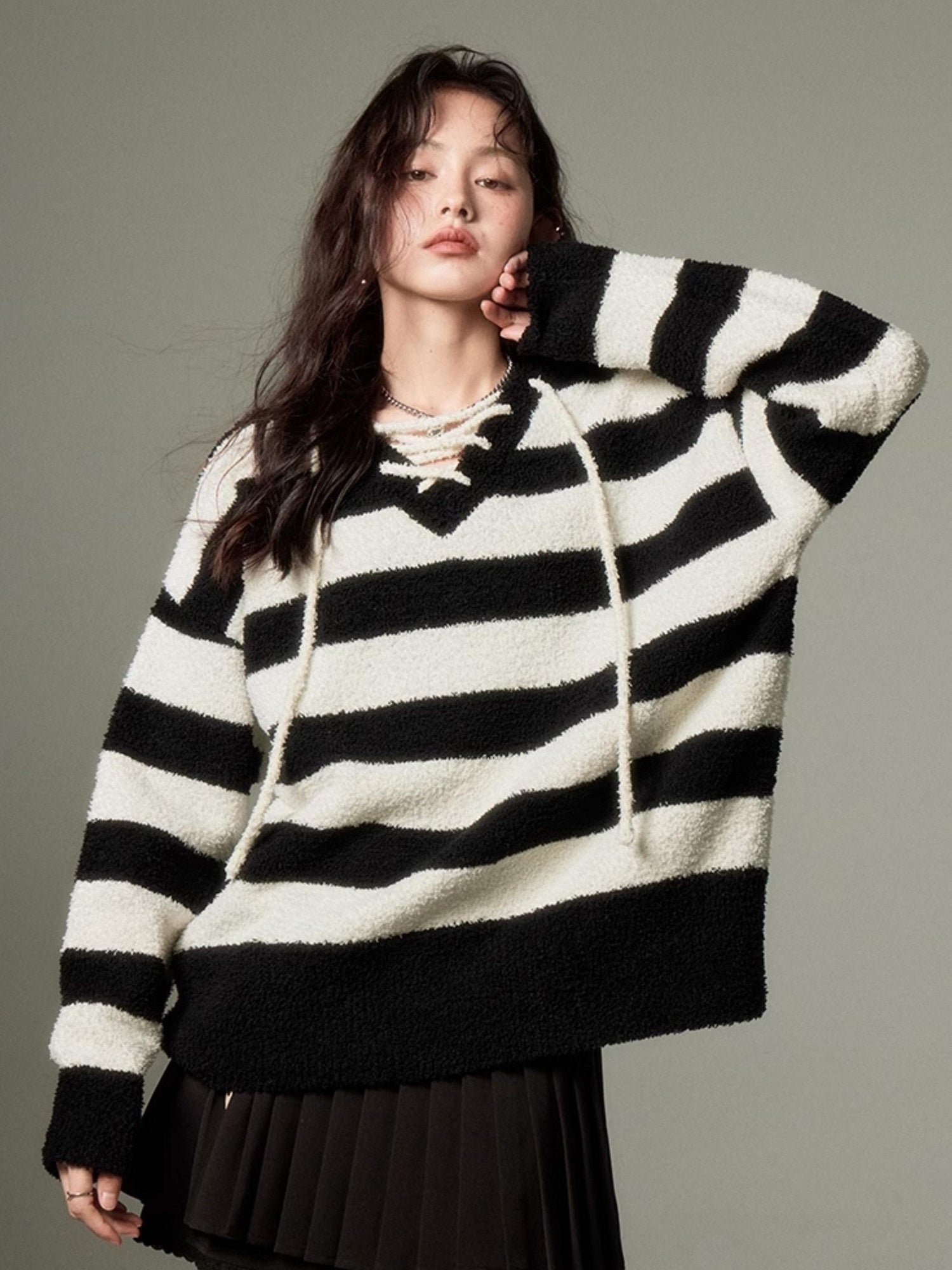 DIDDI MODA Lazy V Striped Knit Tie Front Sweater