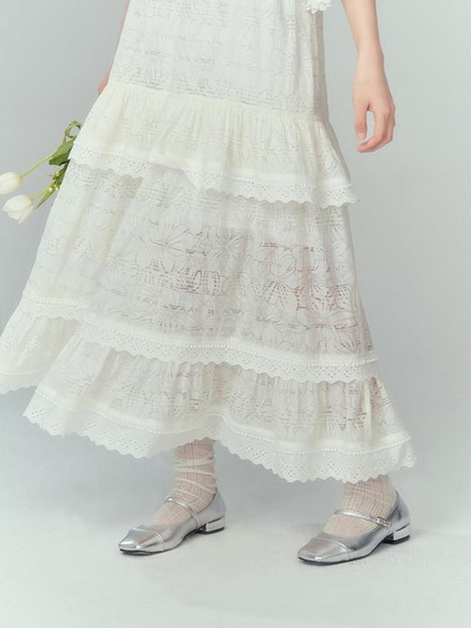 DIDDI MODA Lily Bell Lace Tiered Maxi Dress