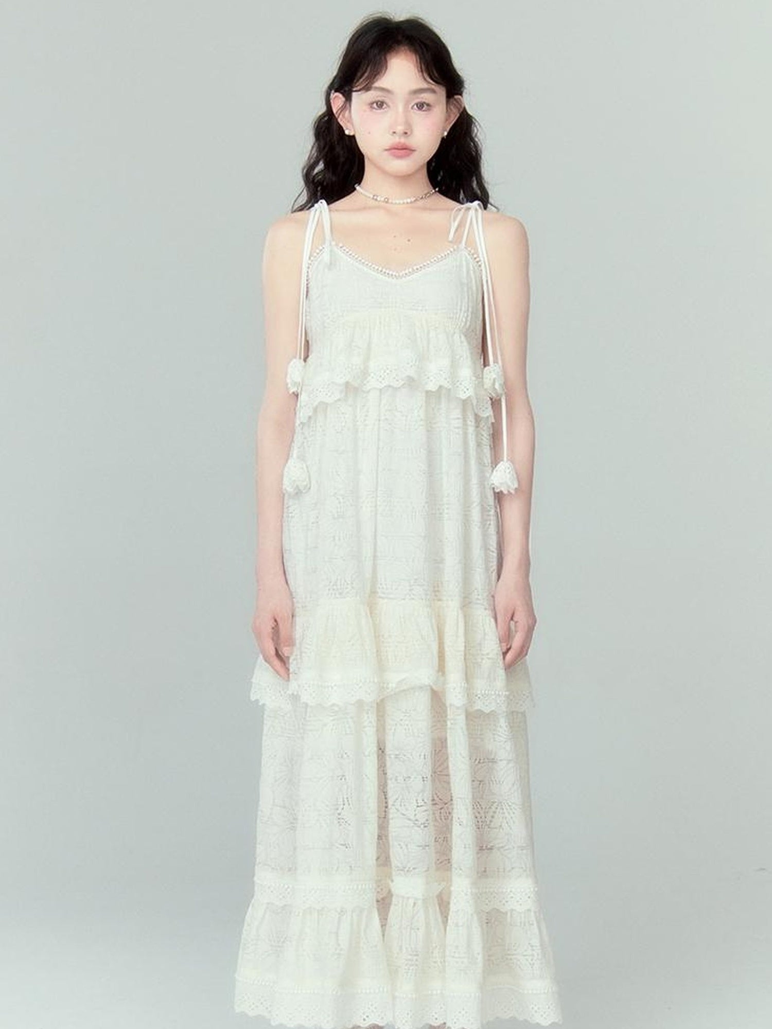 DIDDI MODA Lily Bell Lace Tiered Maxi Dress