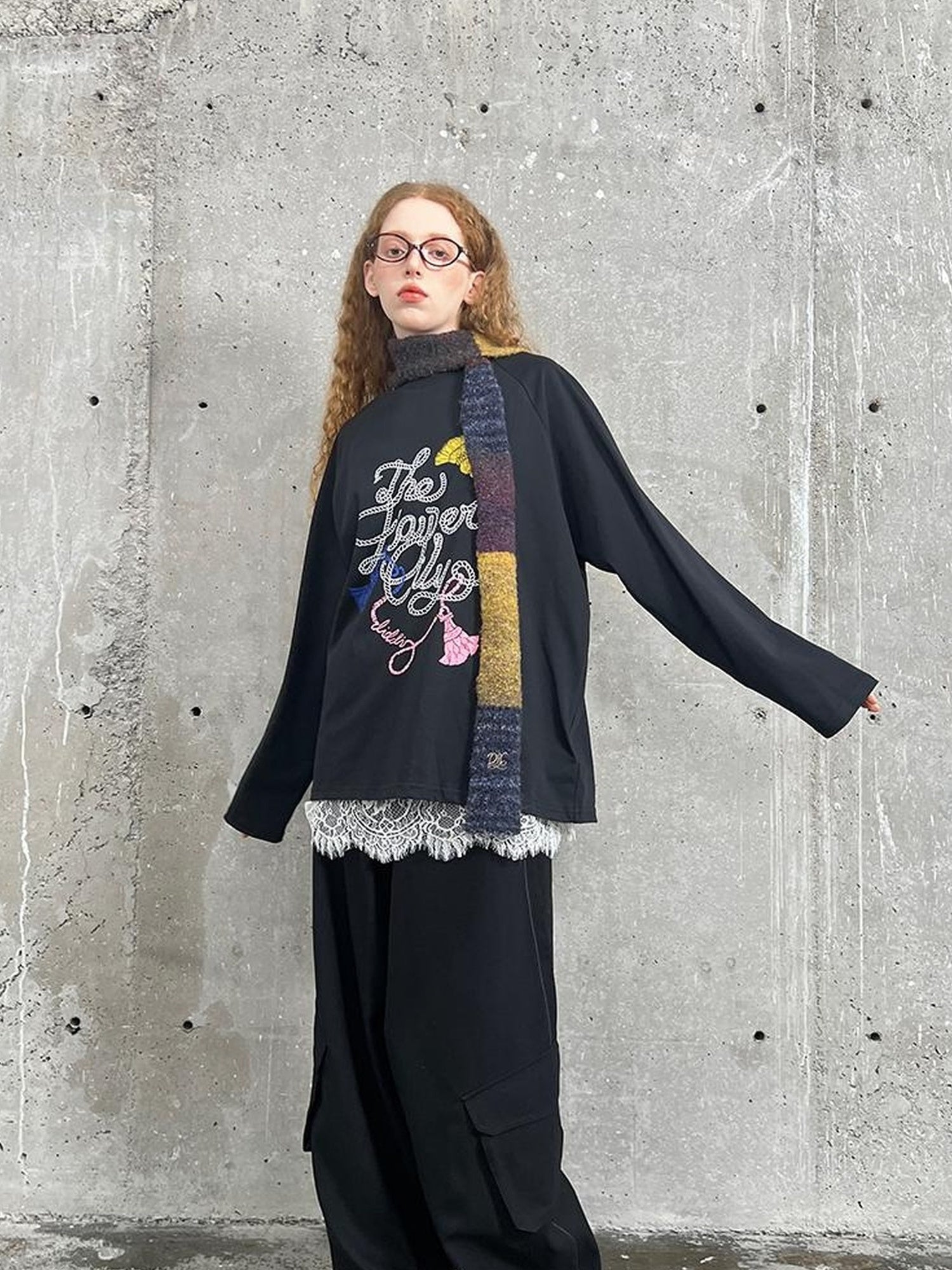 DIDDI MODA Loose Fit Pleated Wide Leg Cargo Trousers With Contrast Stitching