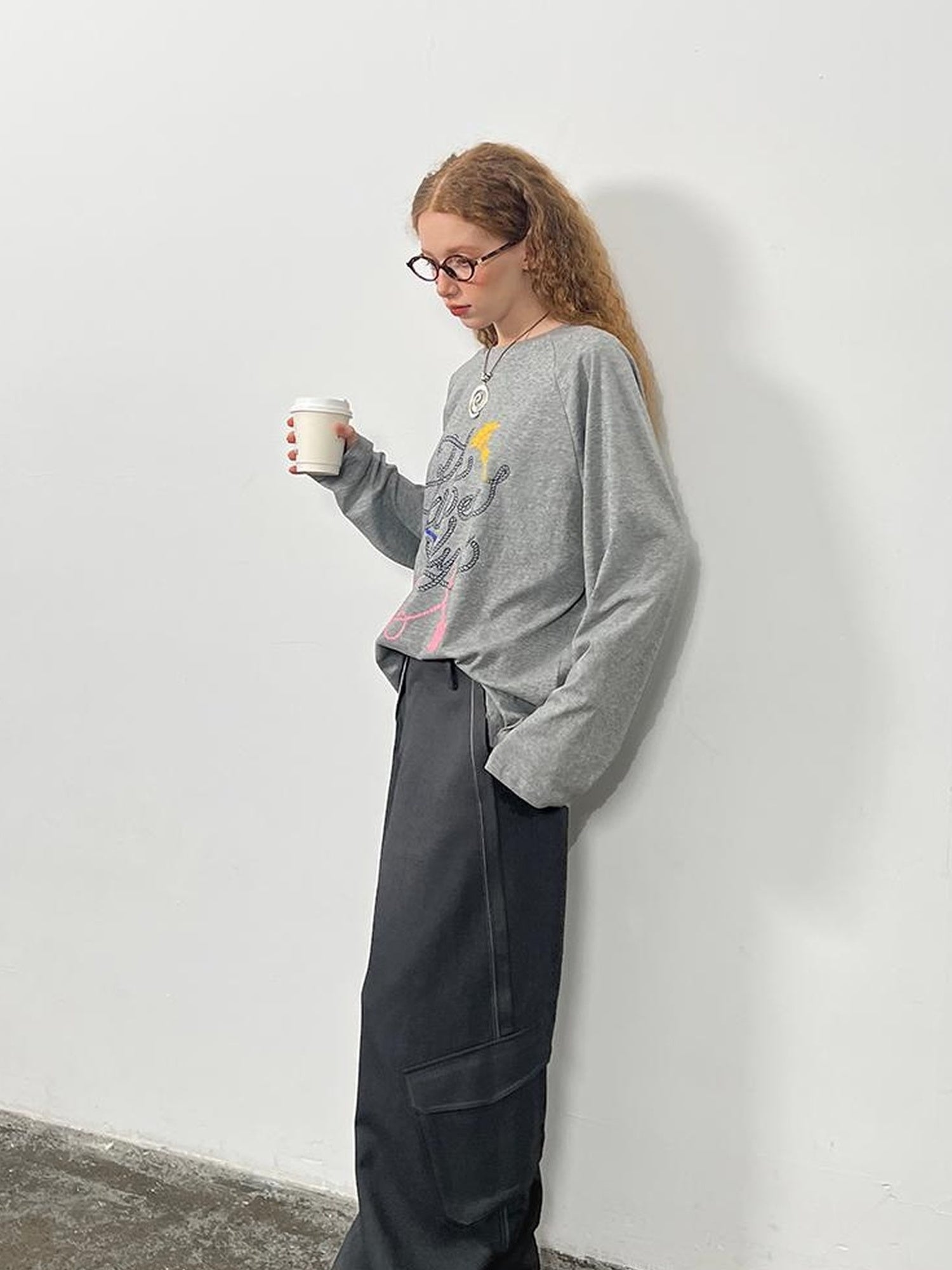 DIDDI MODA Loose Fit Pleated Wide Leg Cargo Trousers With Contrast Stitching