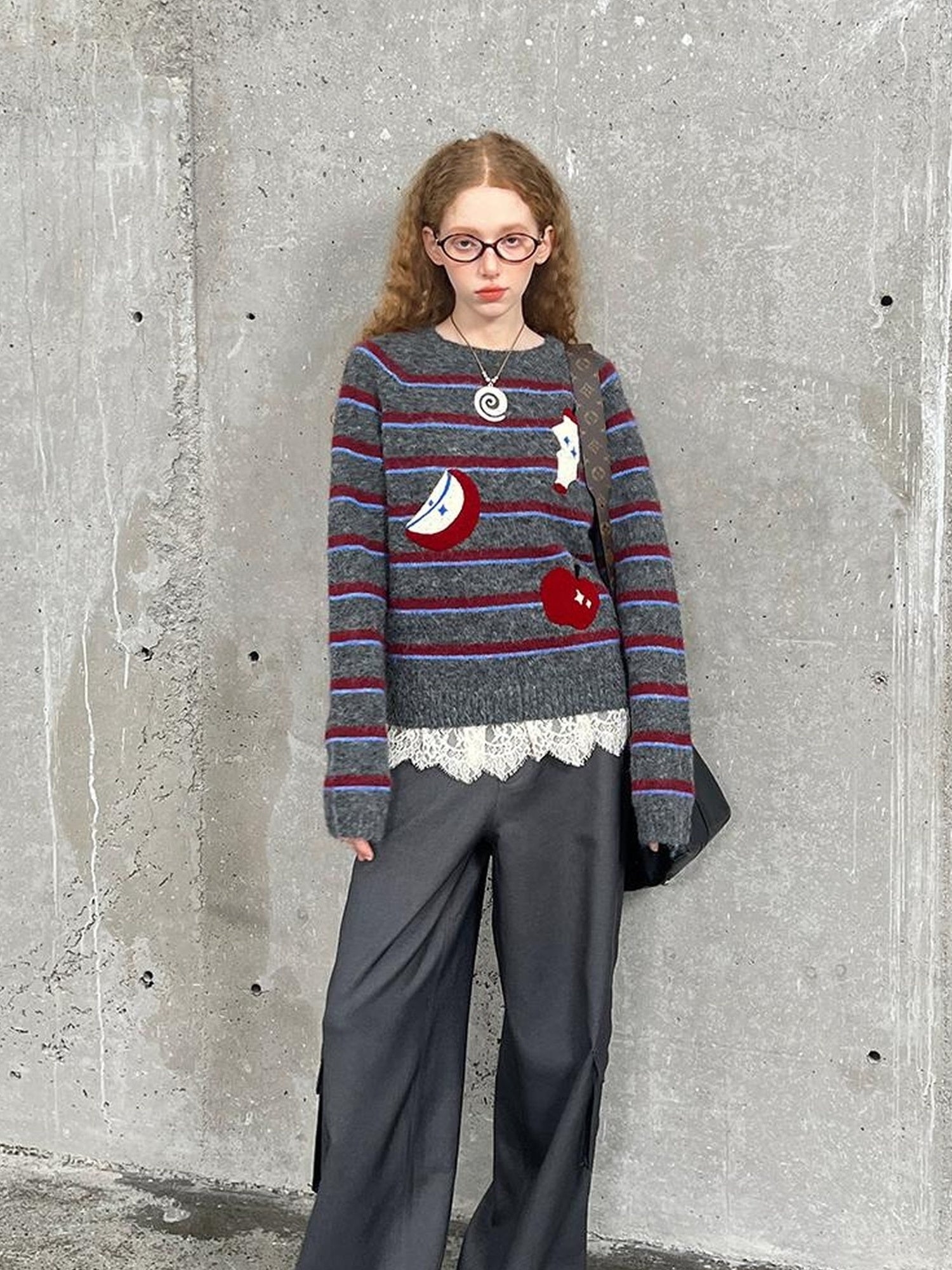 DIDDI MODA Loose Fit Pleated Wide Leg Cargo Trousers With Contrast Stitching