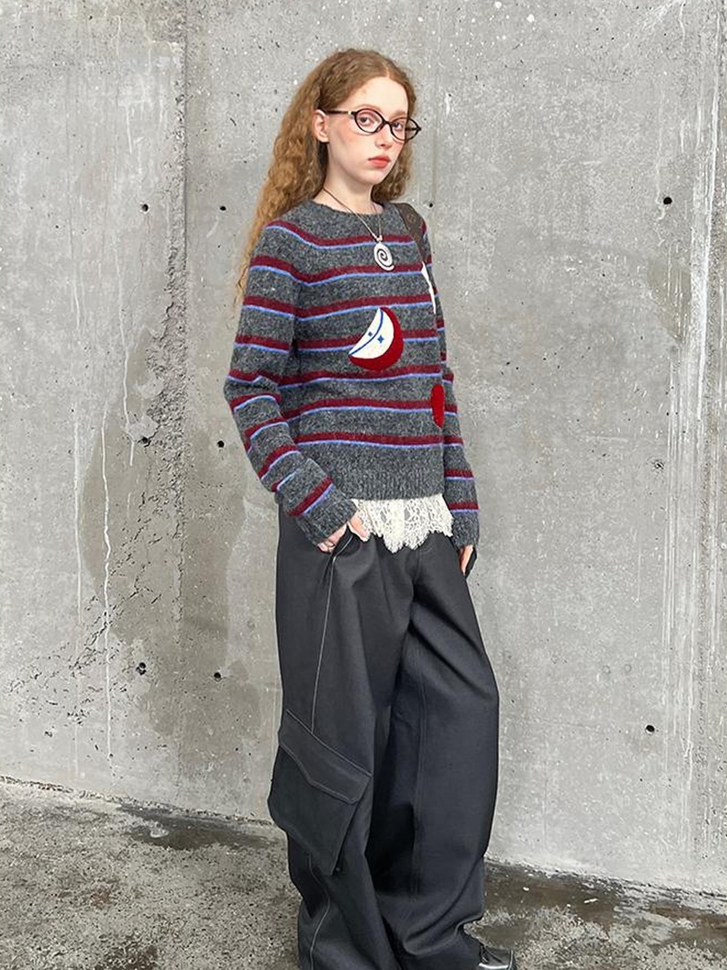 DIDDI MODA Loose Fit Pleated Wide Leg Cargo Trousers With Contrast Stitching