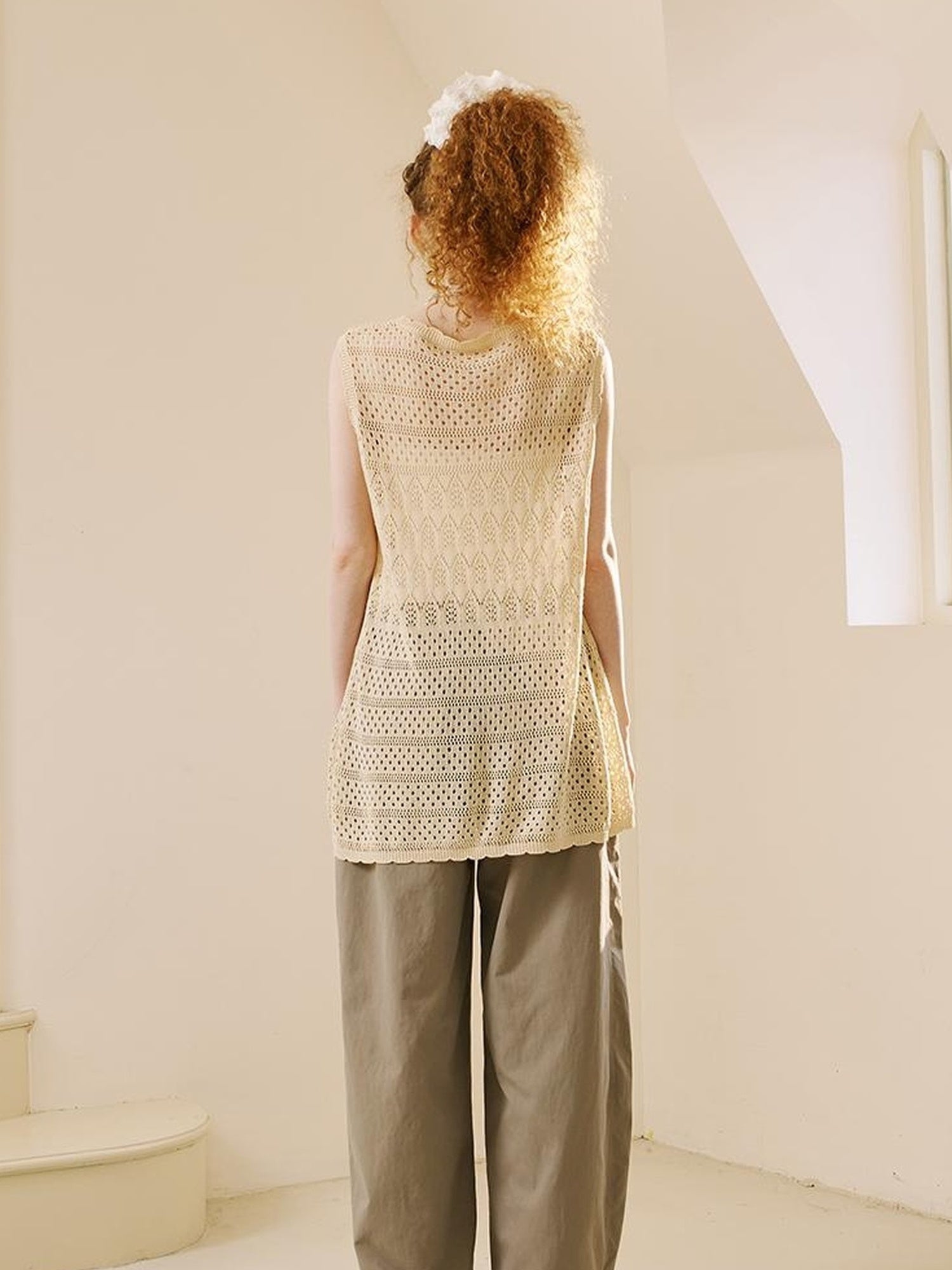 DIDDI MODA Loose Knit Vest With Bow Embroidery And Hollow Out