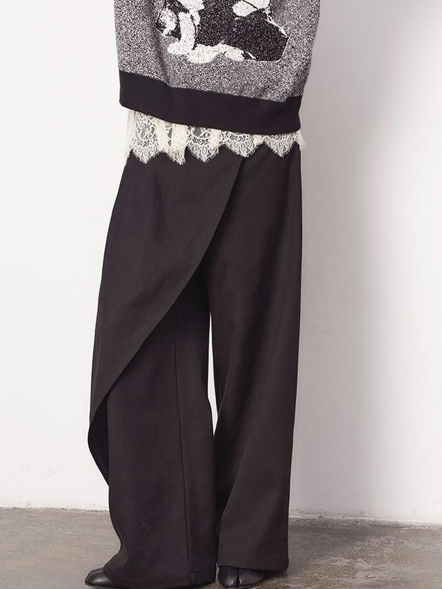 DIDDI MODA Low Waist Flared Pants With Layered Flap Design