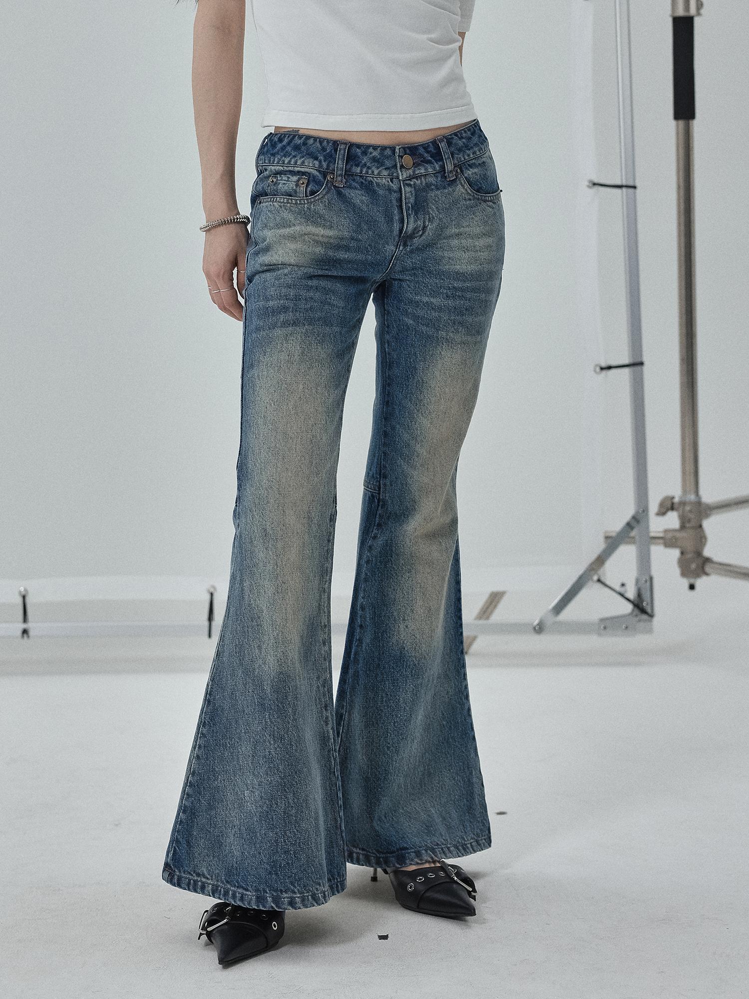 Achihara Achihara Low Rise Flared Wide Leg Jeans