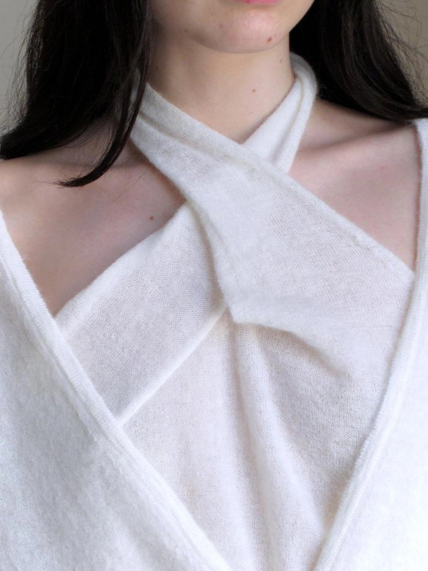 Mito de dar Colorful Button Alpaca Halter Cardigan