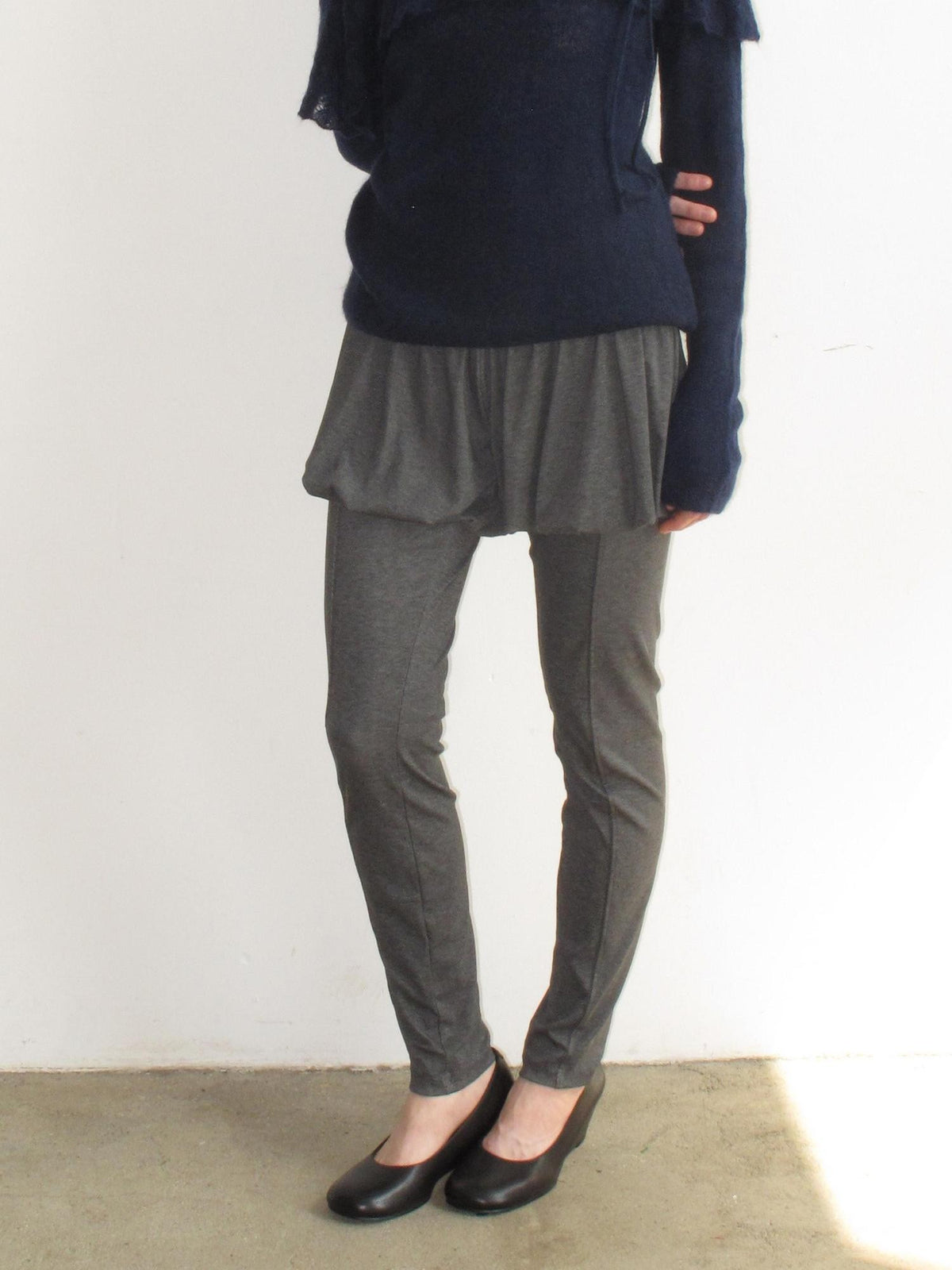 Mito de dar Pleated High Stretch Solid Women&