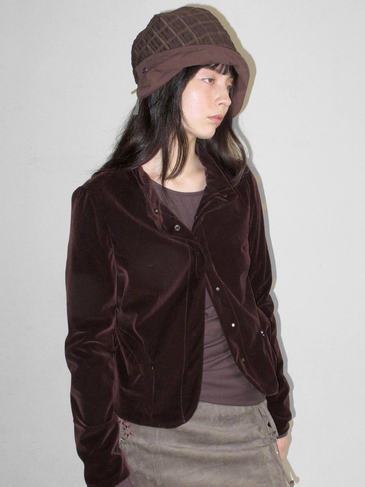 Sharp Cut Cocoa Velvet Short Jacket