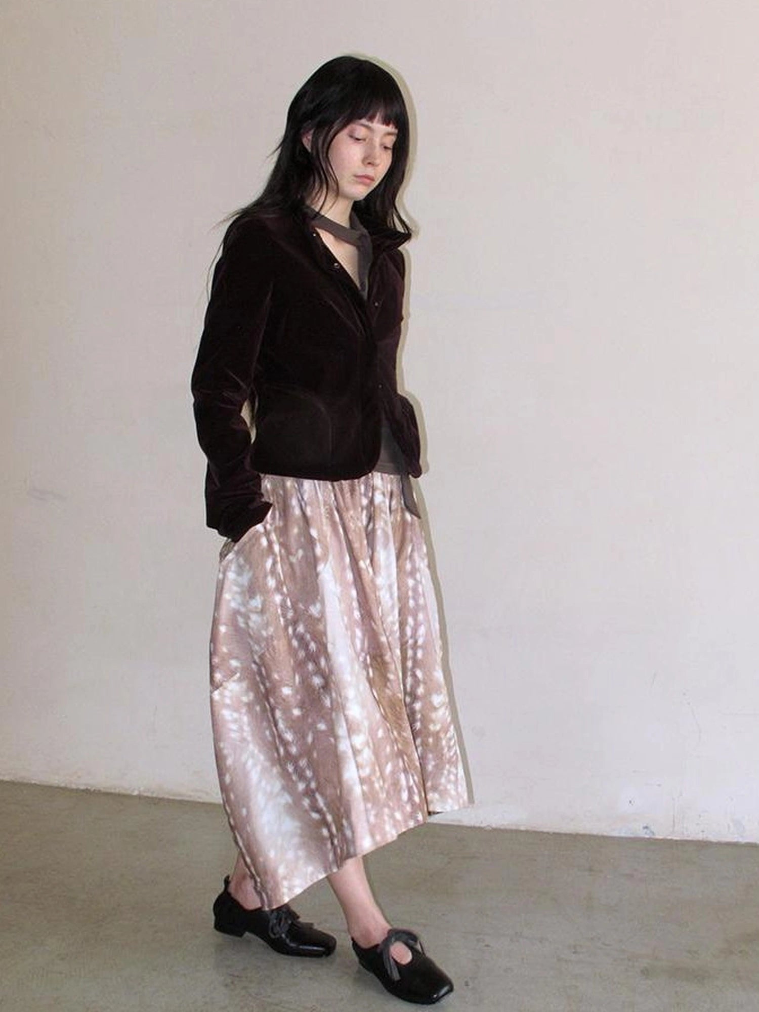 Sharp Cut Cocoa Velvet Short Jacket