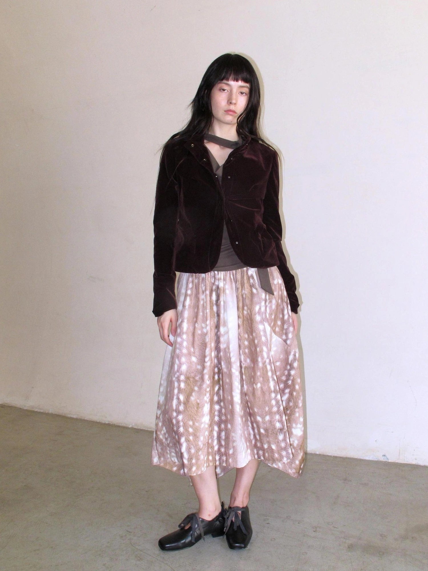 Sharp Cut Cocoa Velvet Short Jacket