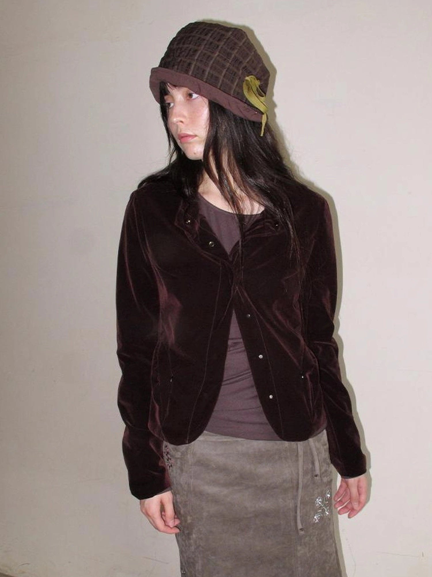 Sharp Cut Cocoa Velvet Short Jacket