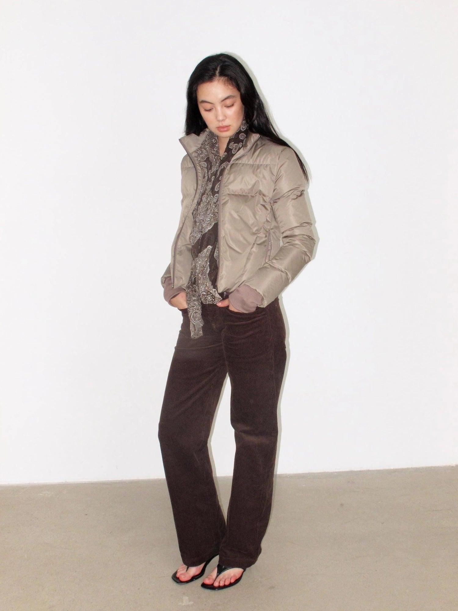 Mito de dar Straight Leg Corduroy Pants With Front Pockets