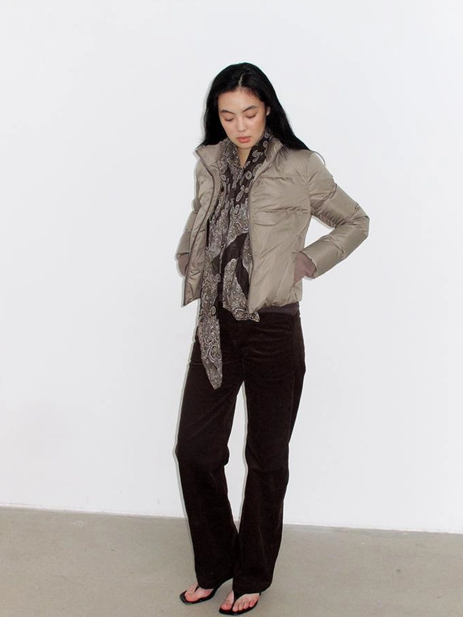 Mito de dar Straight Leg Corduroy Pants With Front Pockets