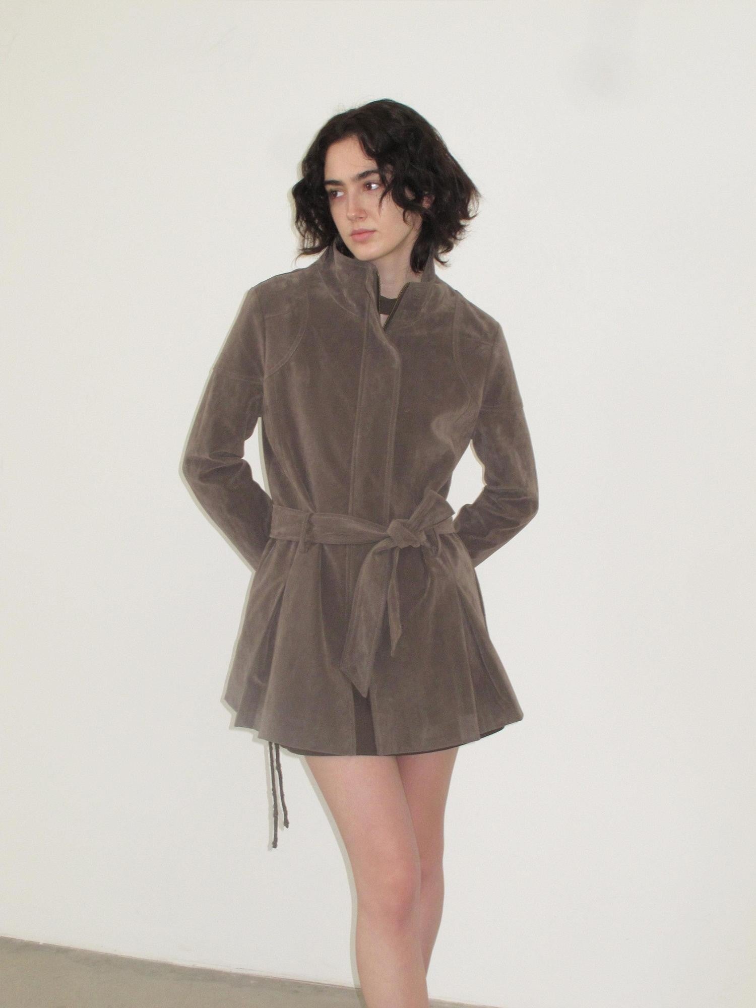 Mito de dar Washed Suede Lace Up Skirt Style Stand Collar Women&