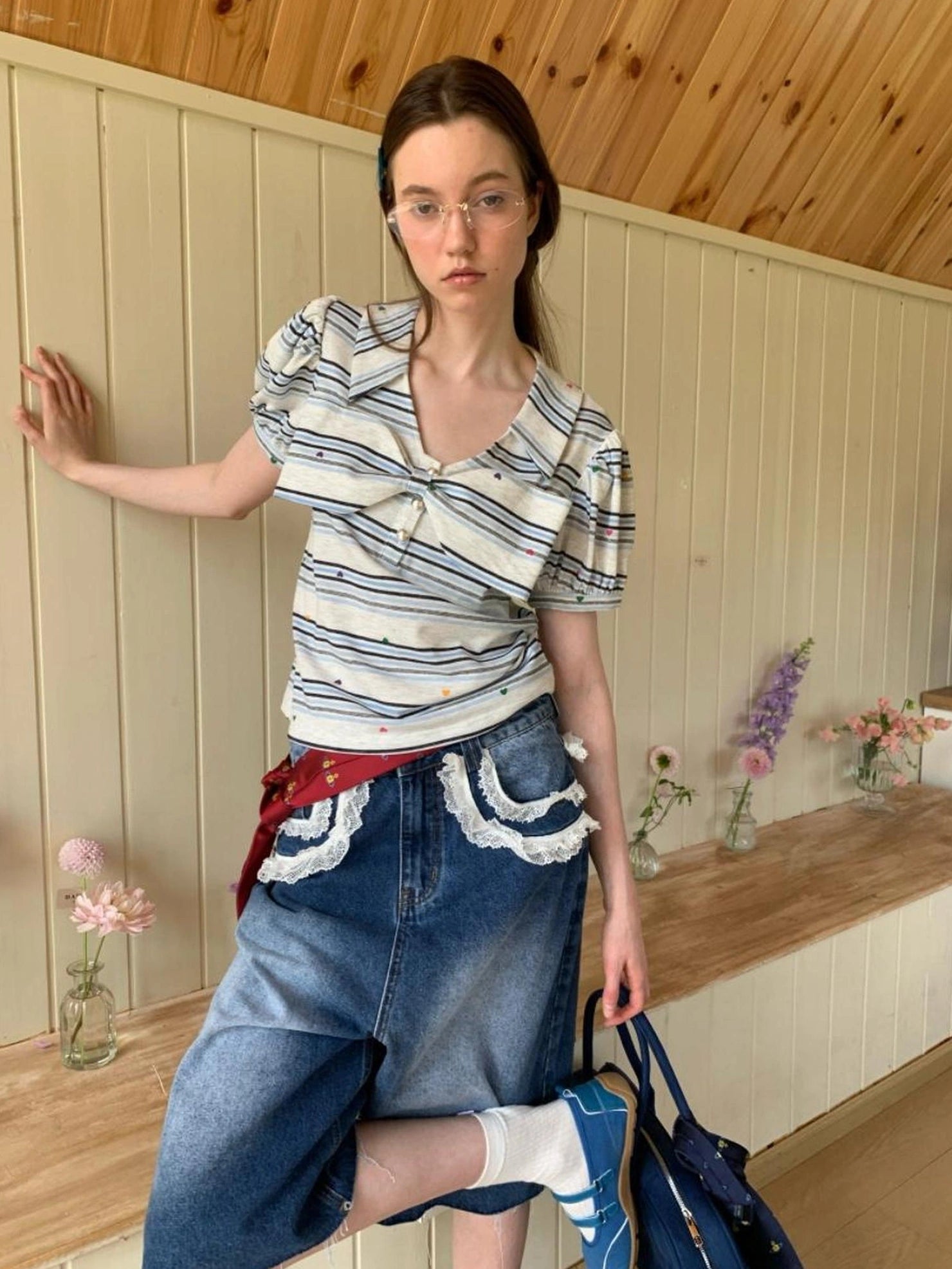 制造(后花园)------人人爱花裙 Moisture Wicking Slim Fit V Neck Puff Sleeve Bow Women Cross Heart Print T-Shirt