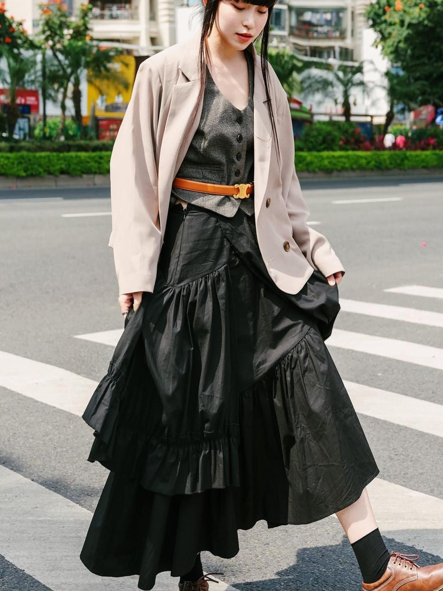 Sweet Mi Moonlit Asymmetry Shirring Pleated Skirt