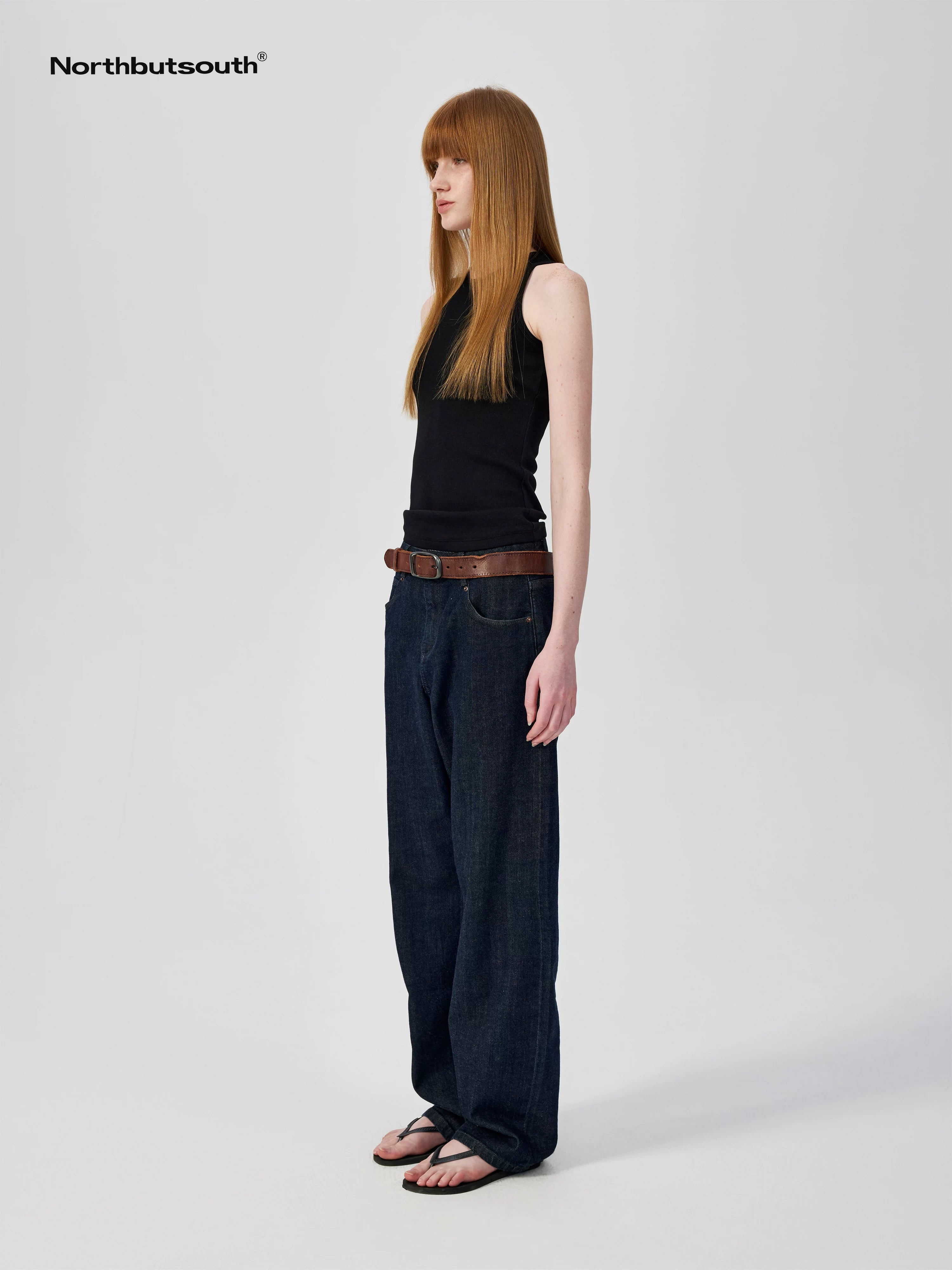 Multi Color Round Neck Slim Fit Camisole With Side Support
