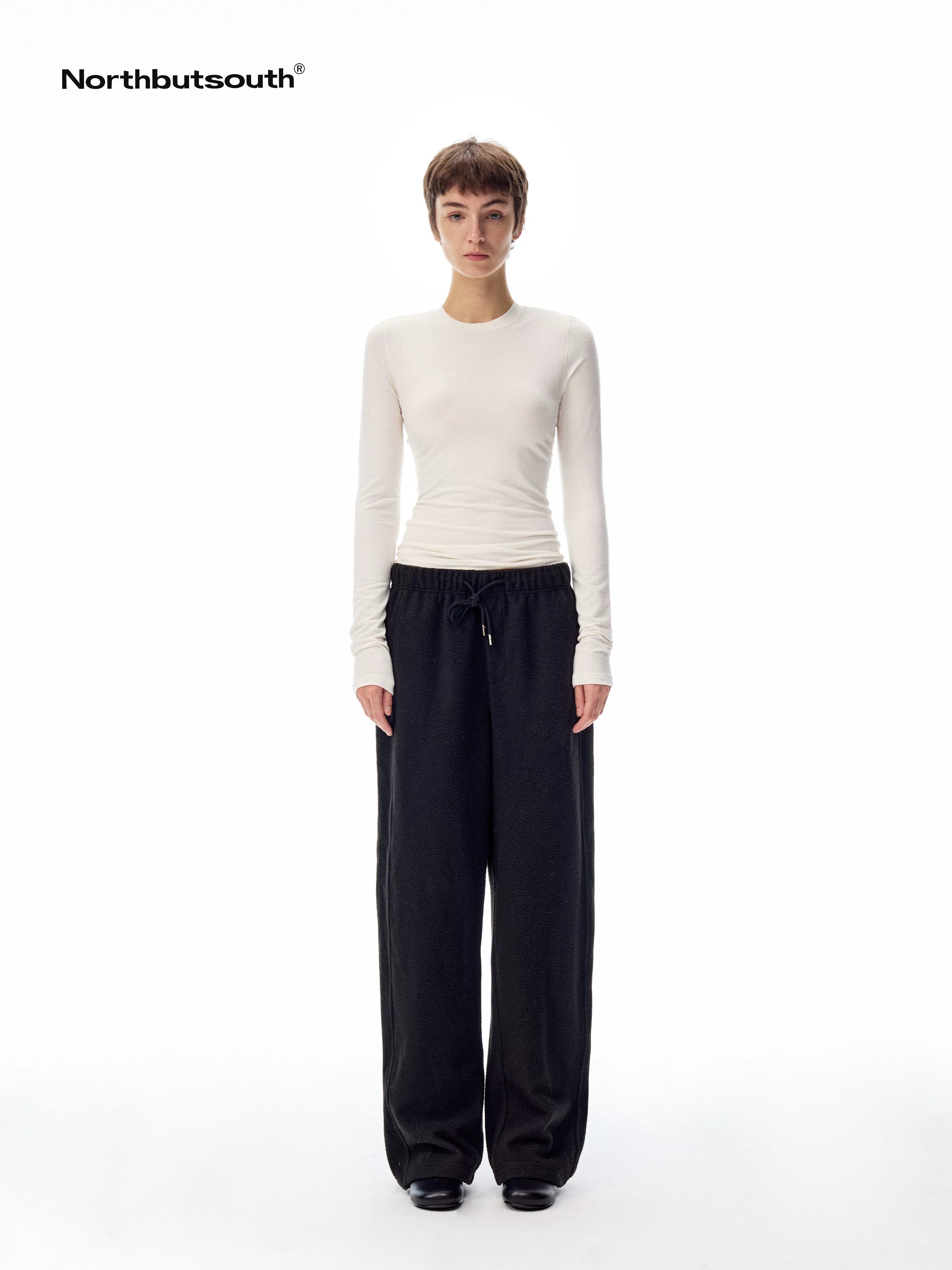 Multicolor Serged Edge Classic Crewneck Women&