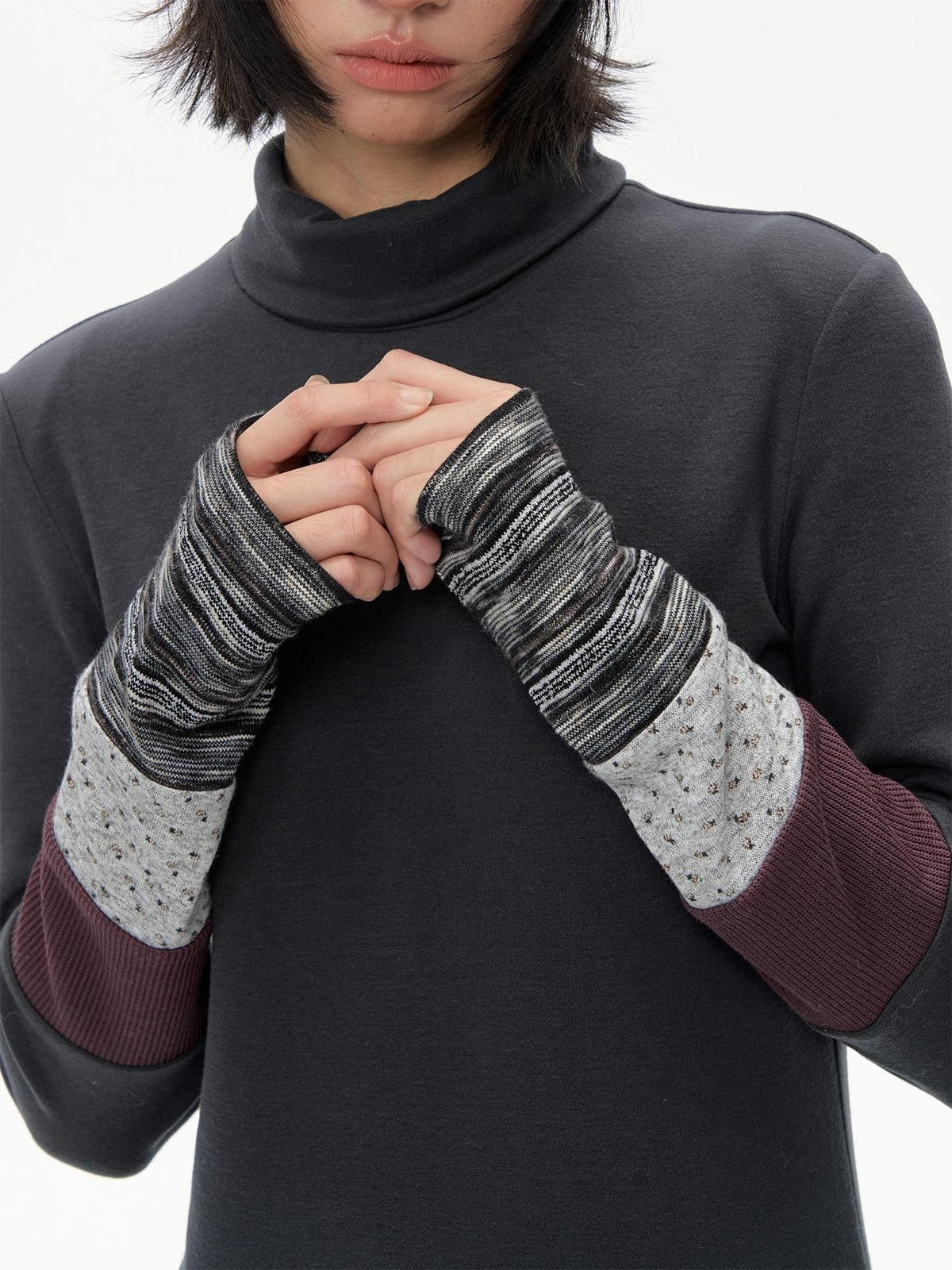 NAPSNAPS High Neck Spliced Knit Slim Fit Women&